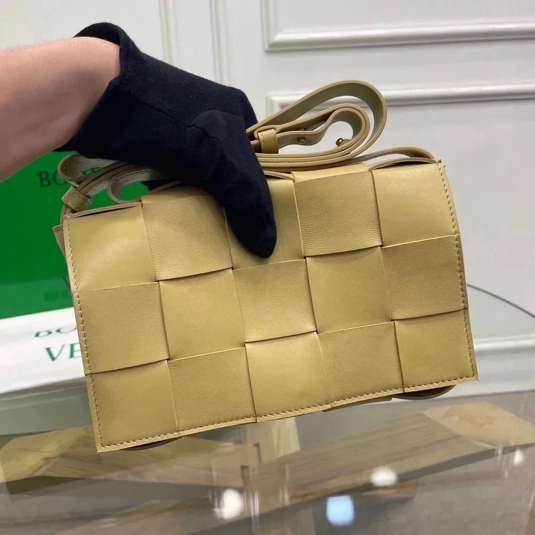 Bottega Veneta Women's Bag Top version 【Special Cabinet Version】Woven bag CROSSBODY Square Bag Pillow Bag(Lambskin)Rubik's cube bag Cassette15Plaid Woven Bag Original Leather Handbag Waist Bag Chest Bag Shoulder Messenger Bag Unisex Men's and Women's Bags