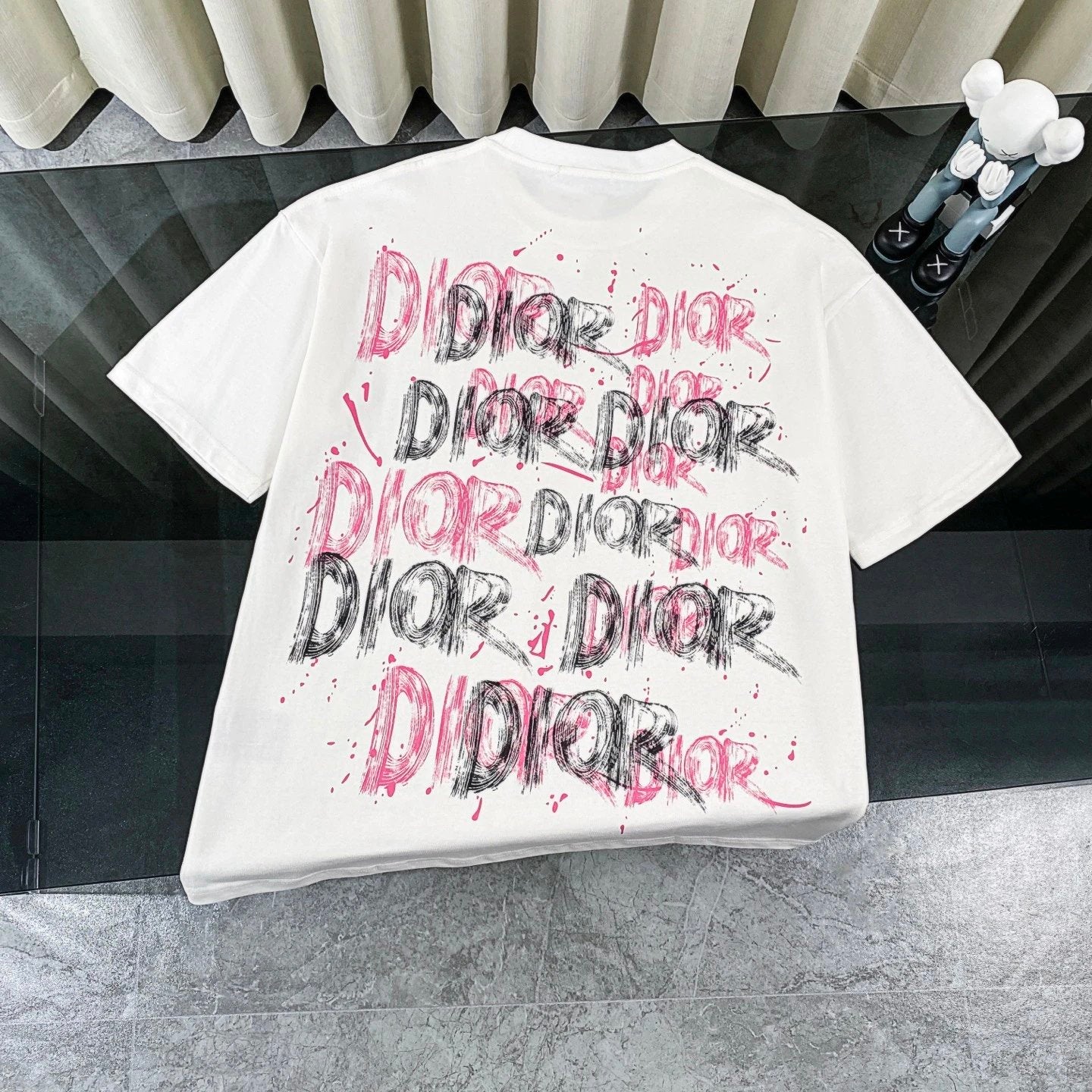 Dior T-shirt Classic Letter Print Graffiti Crew Neck Short Sleeve25ss New pure cotton T Unisex T-Shirt OS Loose Fit Base Shirt Top Half Sleeve T-Shirt