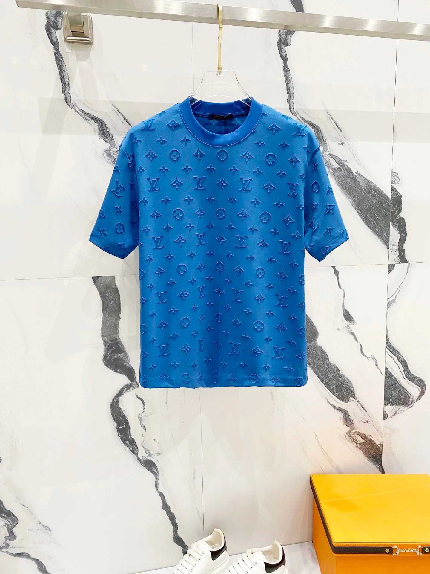 Louis Vuitton LV T-shirt Allover Cutout Embroidered Letters logo round Neck Short Sleeve25ss New pure cotton T Unisex T-Shirt OS Loose Fit Base Shirt Top Half Sleeve T-Shirt
