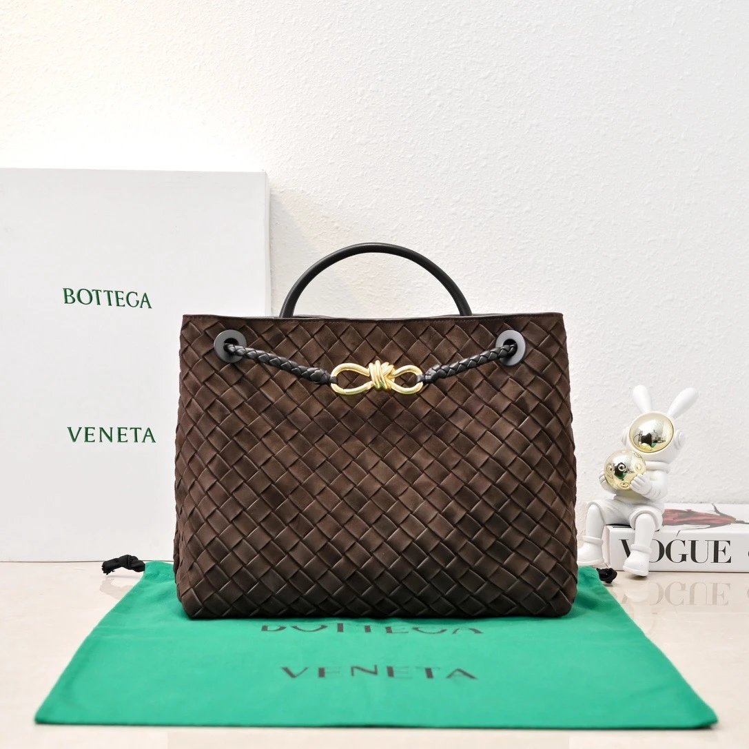 Bottega Veneta Women's Bag Top version 【Level Surrogate Shopping】Home Autumn and Winter New andiamo Handbag Woven Bag Suede Horoscope Buckle Briefcase Shopping Bag Tote Bag tote Bag Handbag Shoulder Crossbody Bag24Autumn and Winter Matte Leather New Women