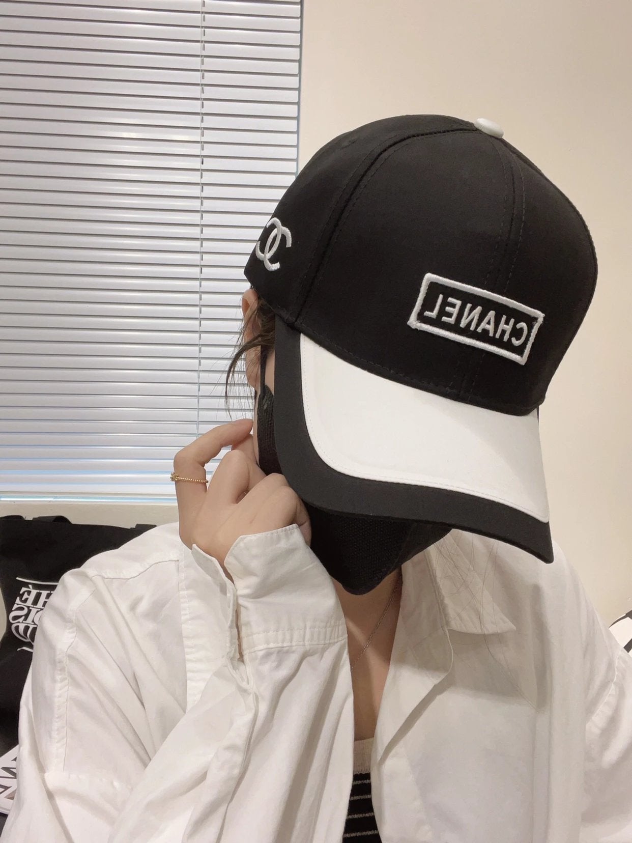 Chanel Hat Peaked Cap High Quality Sun Hat New Simple Embroidery logo Baseball Cap,New Shipment,Big Brand's Same Style Super Easy to Match,Hurry up and Buy It!Travel Essential Fashion Big Brand