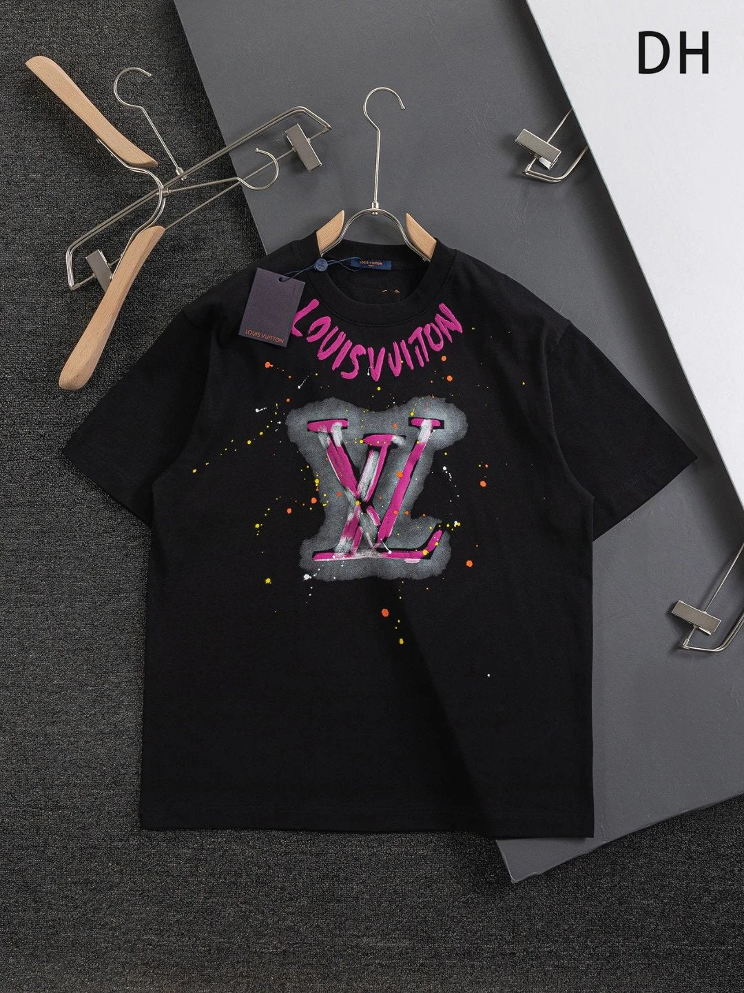 Louis Vuitton LV T-shirt 25ss New Pure Cotton Unisex Style T T-shirt OS Loose Fit Base Shirt Top Half Sleeve T-Shirt