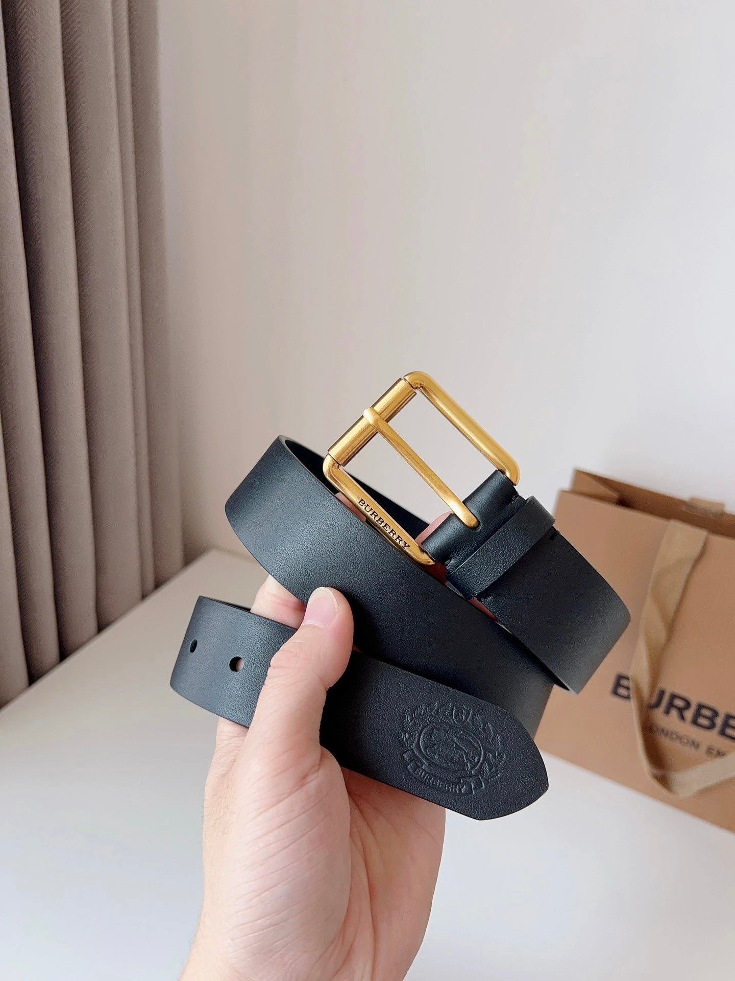 Burberry Belt Top version 【Full Package】New Men's Leather Belt Width3.5cm Double-Sided Imported First Layer Calfskin Full Grain Leather Genuine Goods Quality Original Letter Rotating Buckle Counter Full Set Gift Box Packaging B Home Belt