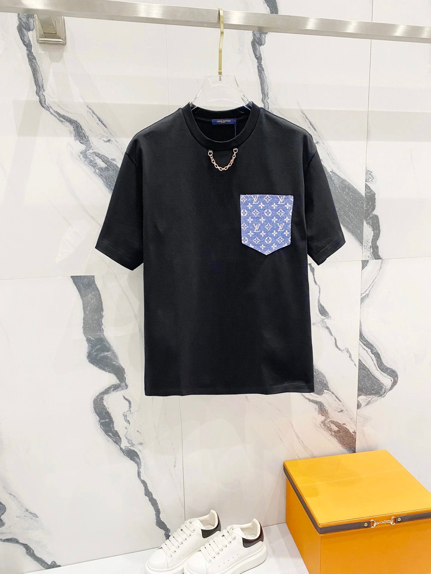 Louis Vuitton LV T-shirt Front Denim Letter Old Flower Pocket logo round Neck Short Sleeve25ss New Pure Cotton Unisex Style T T-shirt OS Loose Fit Base Shirt Top Half Sleeve T-Shirt
