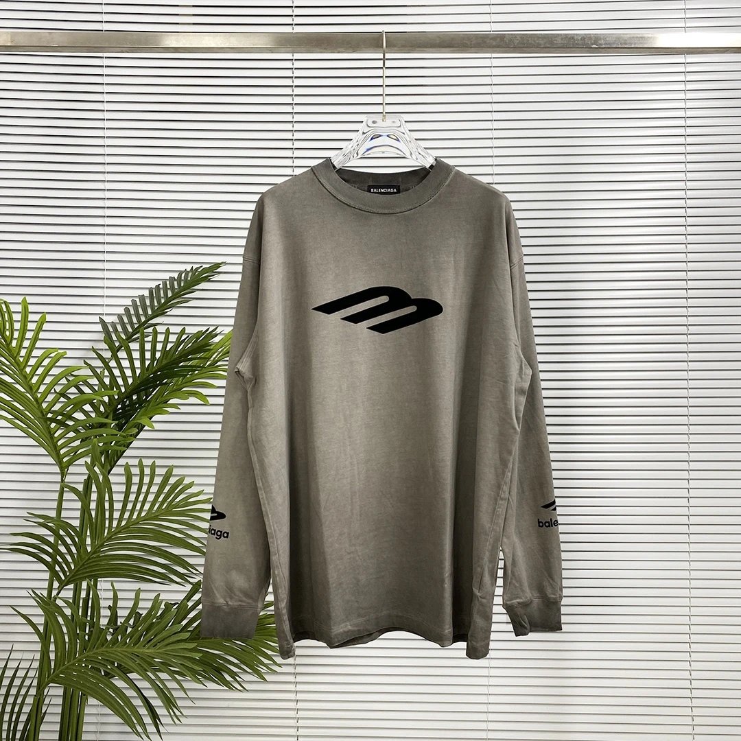 Balenciaga Hoodie Distressed Long Sleeves T Sweatshirt Crew Neck Long Sleeve Base Shirt Jacket Top Fashion Unisex Sports Casual Loose Fit Versatile Autumn Winter New Arrival
