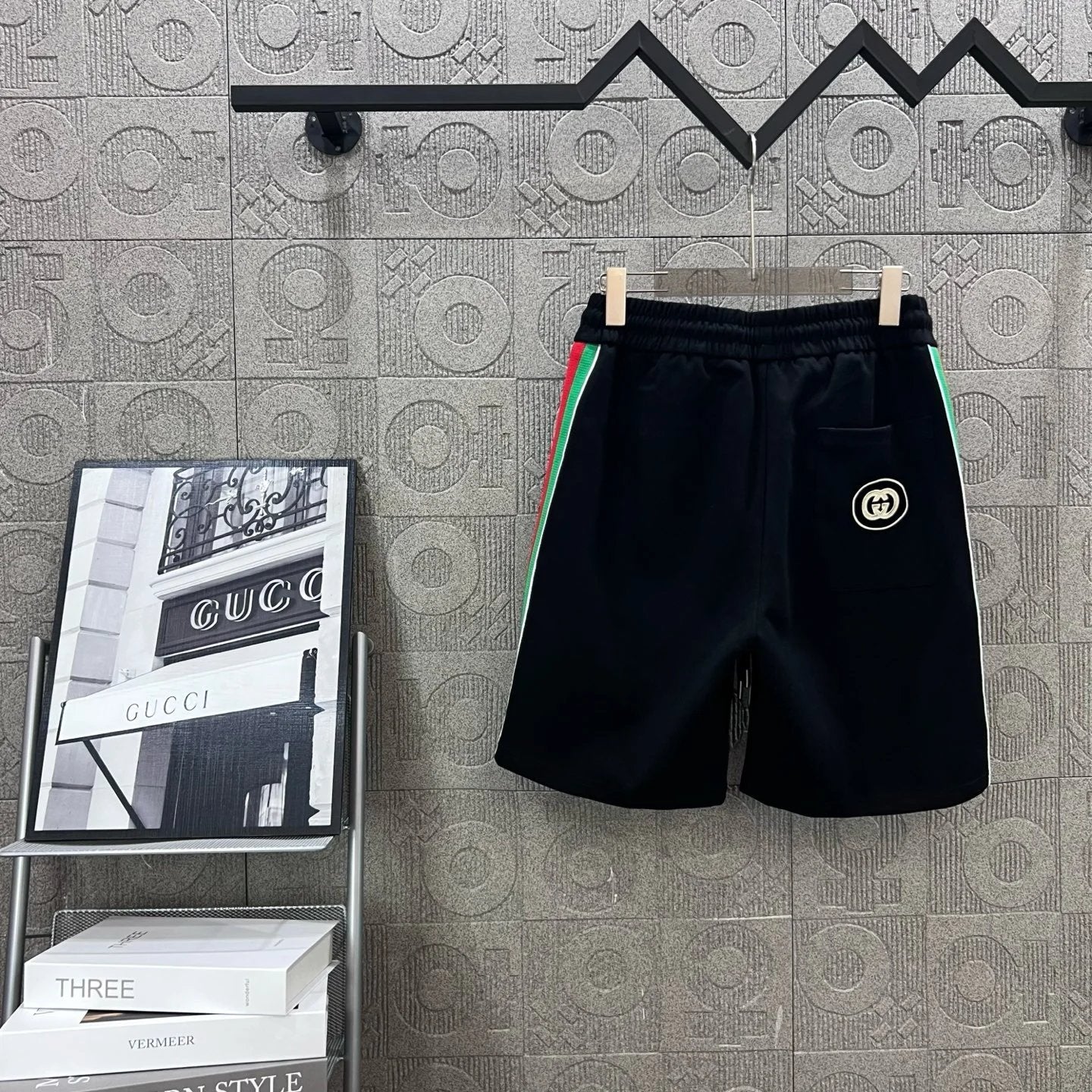 Gucci Shorts Classic Red and Green Webbing on Both Sides logo Five-point Shorts25ss New Drawstring Casual Summer Pants5Two-in-One Casual Sweatpants for Men and Women, Pure Cotton Joggers