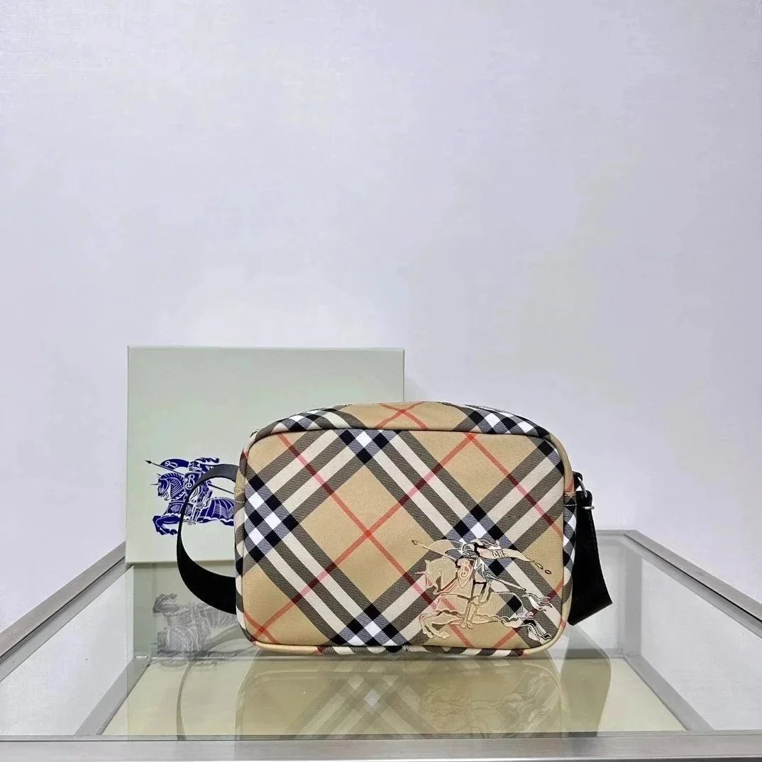 Burberry Men's Bag Top version 【Super Original Factory】Latest Male Vintage Equestrian Knight Messenger Bags Classic Canvas Plaid Men's Messenger Bag Camera Bag Large Capacity Men's Bag Summer Packet Messenger Bags