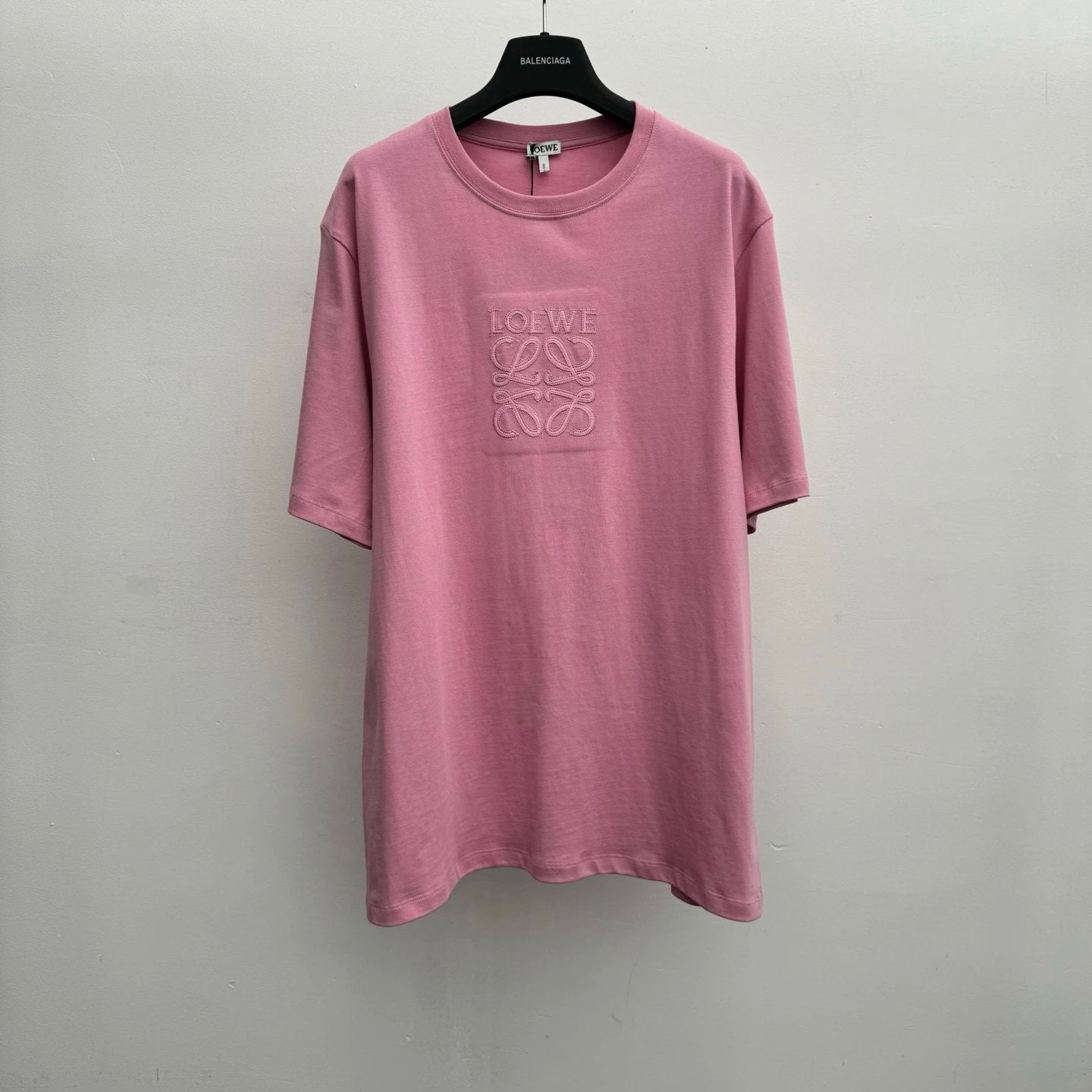 LOEWE T-shirt Macaron Embroidery on the Chest logo round Neck Short Sleeve25ss New Pure Cotton Unisex Style T T-shirt OS Loose Fit Base Shirt Top Half Sleeve T-Shirt