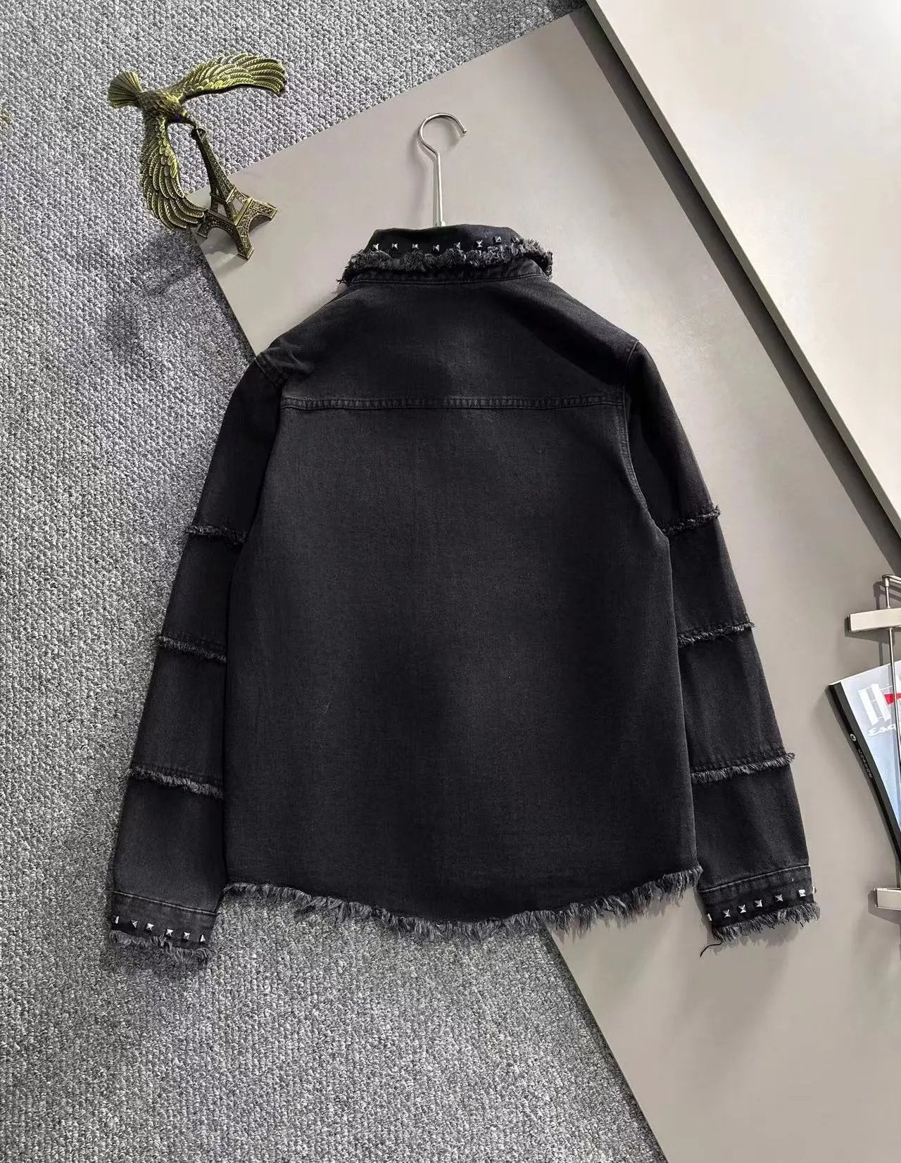 Balenciaga Jackets Distressed Denim Jacket Fashion Simple Heavy Casual Short Denim Unisex Washed Vintage Turn-down Collar Jacket