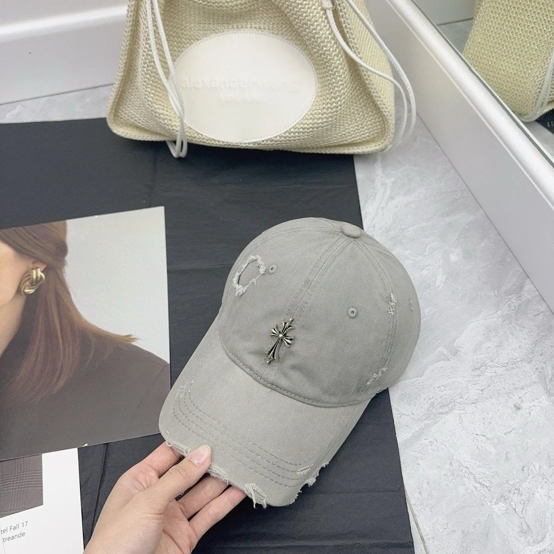 Chrome Hearts Hat Gold Label logo Baseball Cap Sunshade Sun Protection Duckbill Cap Large Head Circumference Slimming Face Curved Brim Versatile Sports Hat for Men and Women Couples Same Style