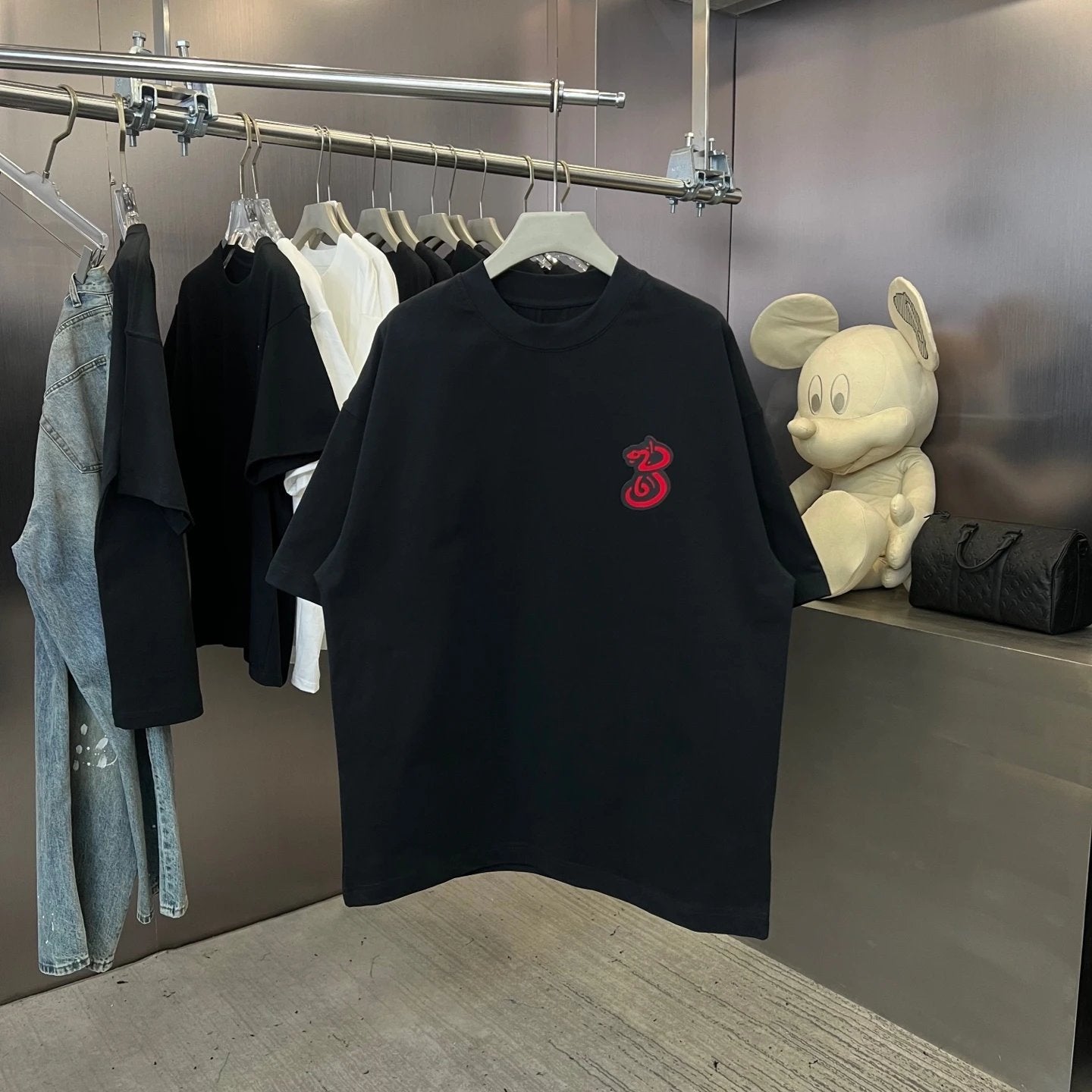 Balenciaga T-shirt Chest B Snake Print logo round Neck Short Sleeve25ss New Pure Cotton Unisex Style T T-shirt OS Loose Fit Base Shirt Half Sleeve T-Shirt Top Half Sleeve