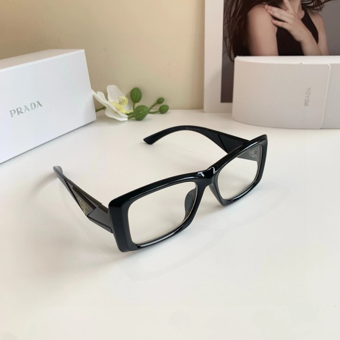 PRADA Sunglasses Triangle Logo Temple Sunglasses Slimming Non-Prescription UV Protection Unisex Couple Style Driving Beach Fishing25ss New Sports Casual Versatile Glasses