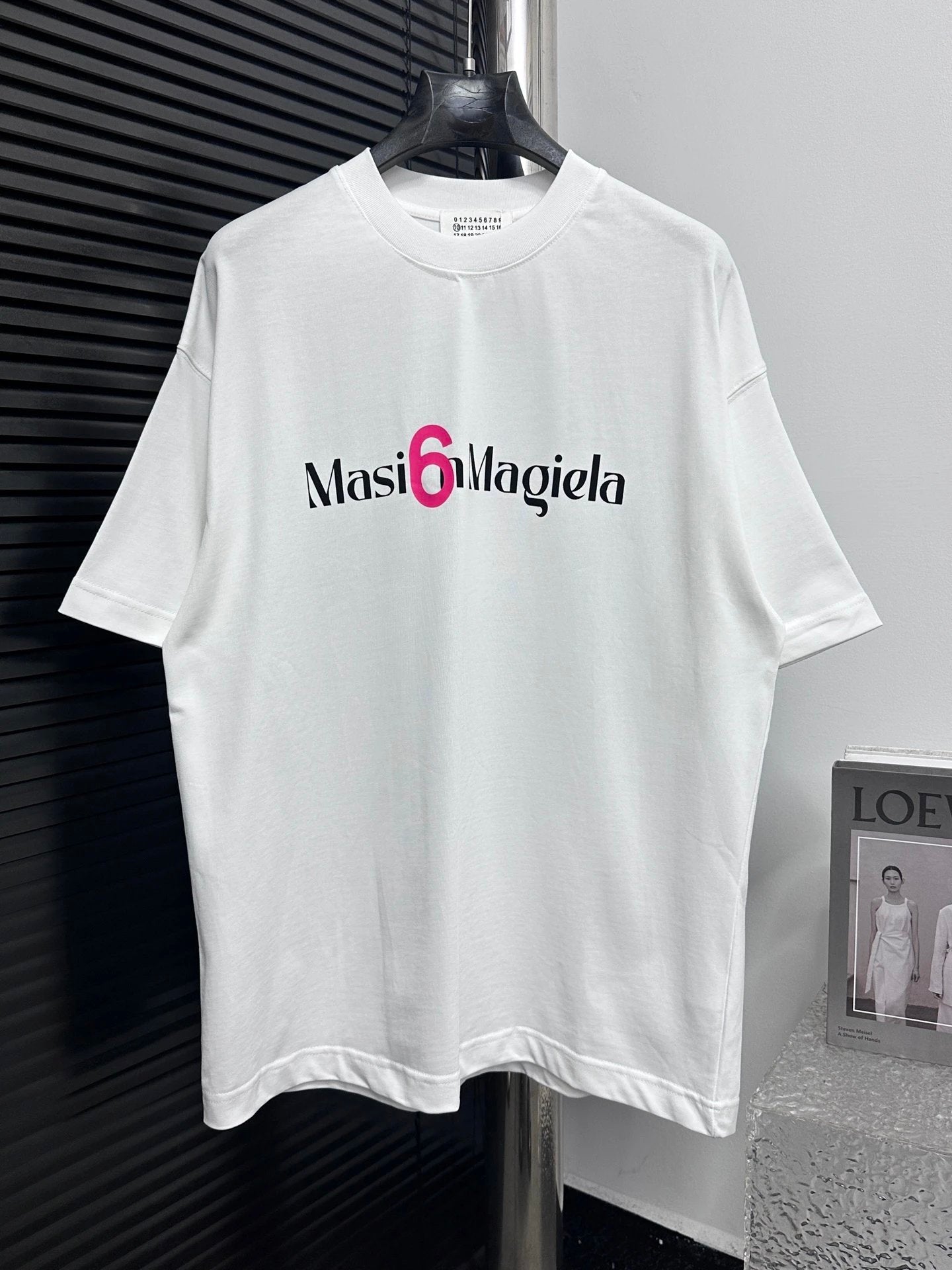 Maison Margiela T-shirt Front and Back Letter and Number Print logo round Neck Short Sleeve25ss New pure cotton T Unisex T-Shirt OS Loose Fit Base Shirt Top Half Sleeve T-Shirt
