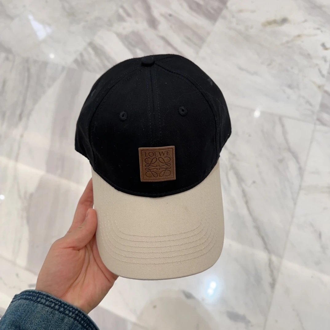 LOEWE Hat Brand Logo logo Baseball Cap Sunshade Sun Protection Duckbill Cap Unisex Couple Style Large Head Circumference Slimming Face Curved Brim Versatile Sports Hat