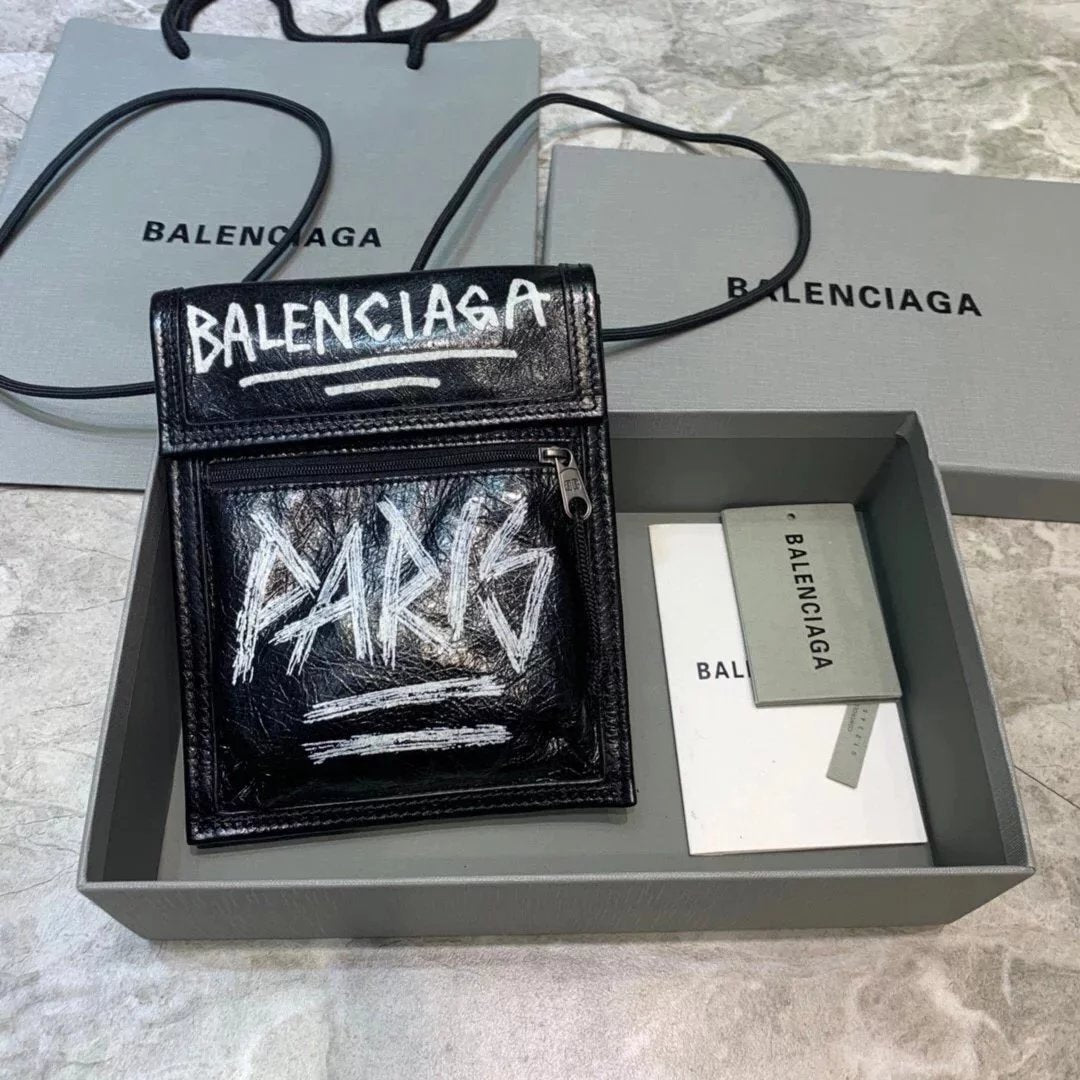 Balenciaga Bag Top version Mobile Phone Bag Pleated Oil Wax Leather Men's Bag nano Mini Bag Graffiti Leather Packet Coin Pocket Shoulder Messenger Bag Lover's Bag Unisex Letters Printed Bag Han Huohuo Same Style Women Bag