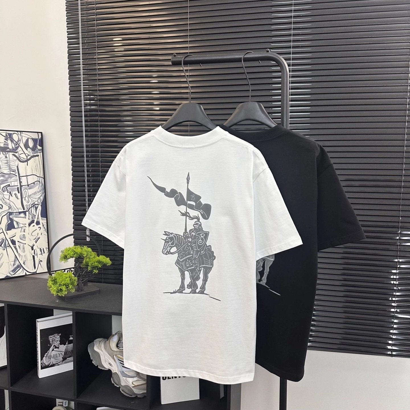 Burberry T-shirt Embossed Letter Foam Printing logo round Neck Short Sleeve25ss New Pure Cotton Unisex Style T T-shirt OS Loose Fit Base Shirt Top Half Sleeve T-Shirt