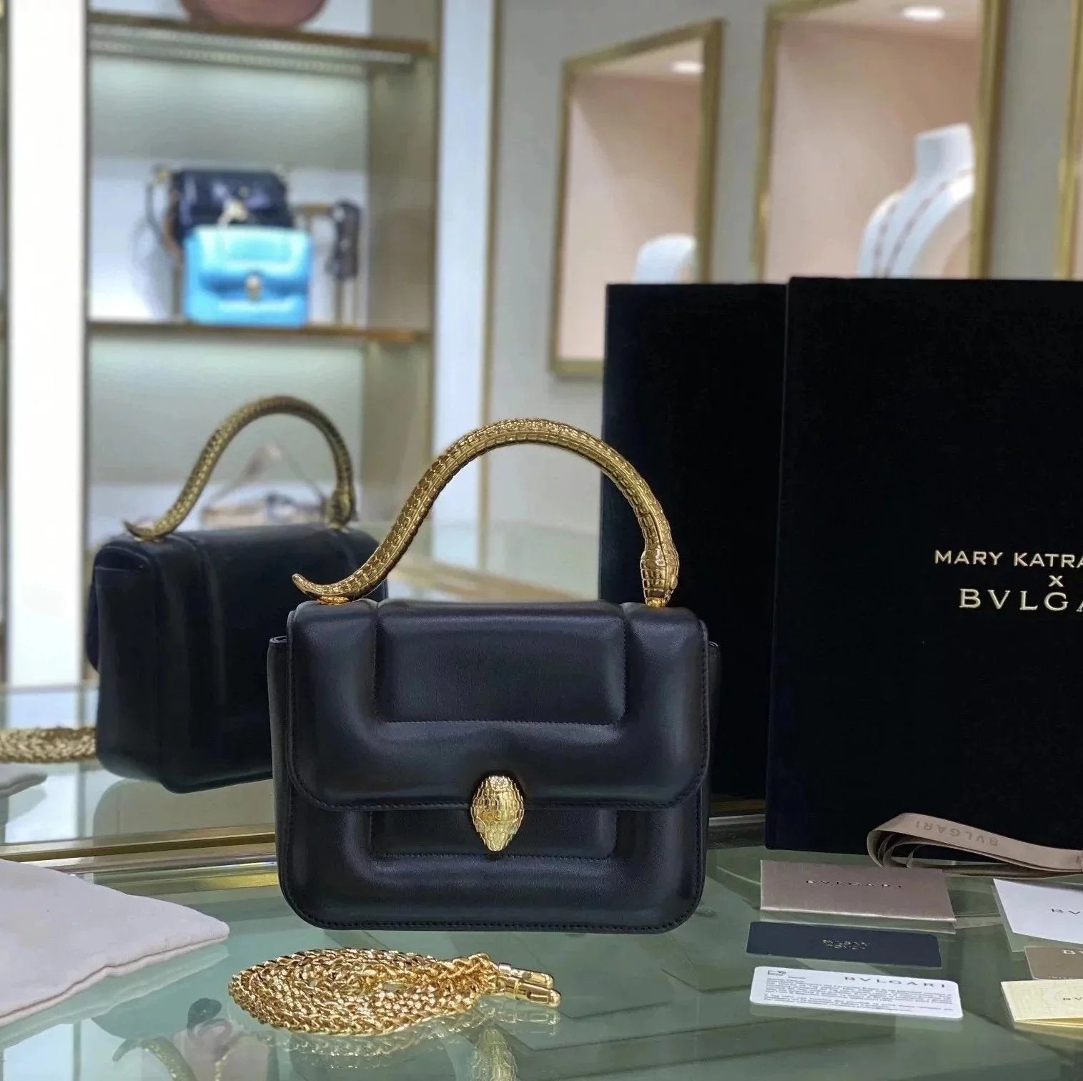 BVLGARI Bag Top version Baoge Home New Bags,Shoulder Bag Crossbody Bag,Serpentine Handle,Joint Name SerpentiForever Bag,Soft Matelasse Quilted Embossed Lambskin Made of Filling Feeling Bag