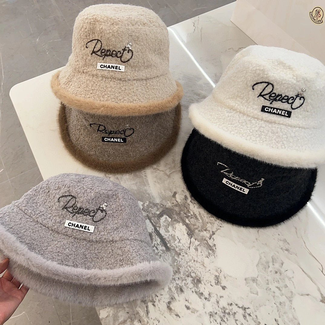 Chanel Hat Casual Hat High Quality Fashion Fashion Brand Autumn and Winter Style Embroidery Plush Fisherman Hat
Classic Versatile Casual~