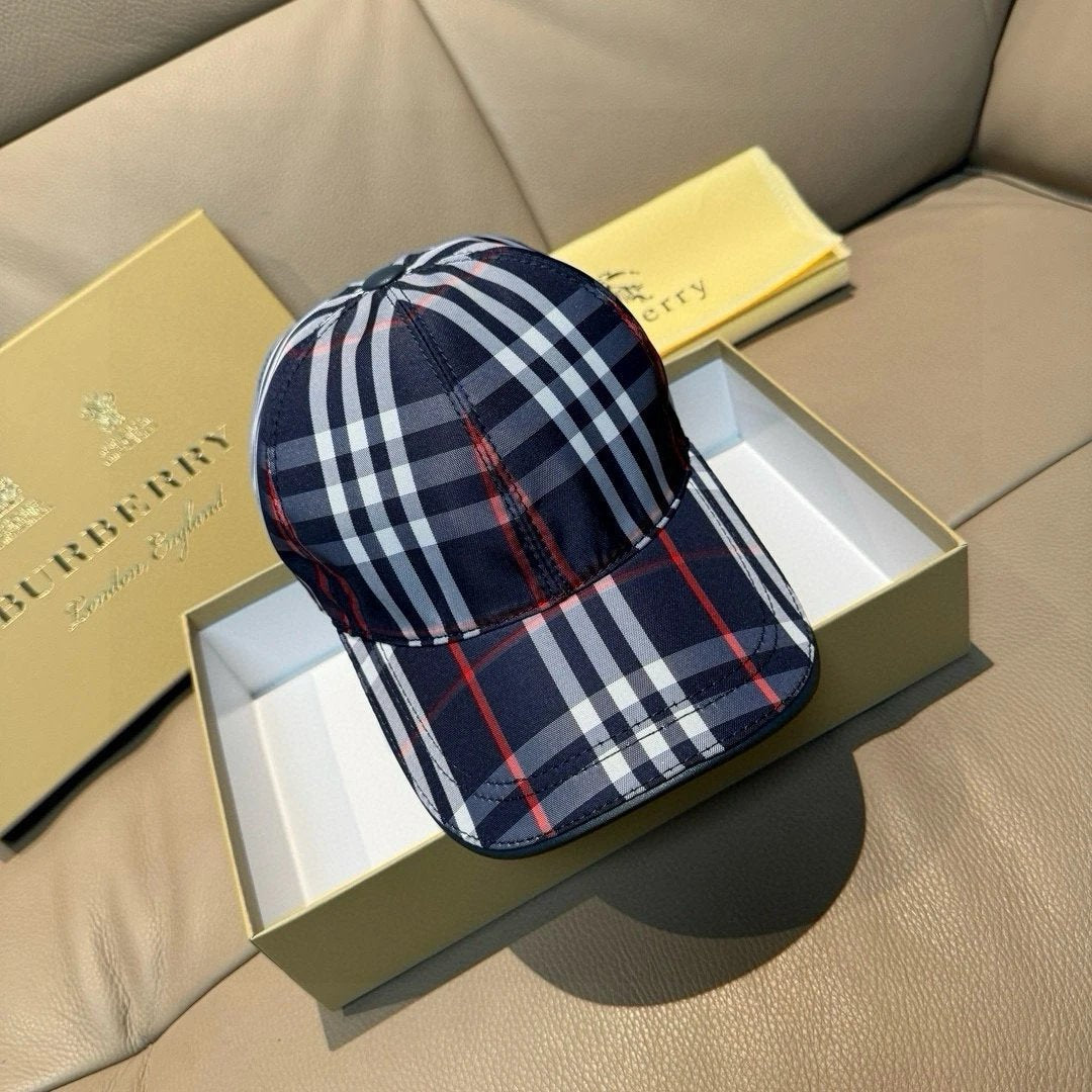 Burberry Hat Plaid Print logo Baseball Cap Sunshade Sun Protection Duckbill Cap Slimming Face Curved Brim Versatile Large Head Circumference Sports Hat Unisex Couple Style