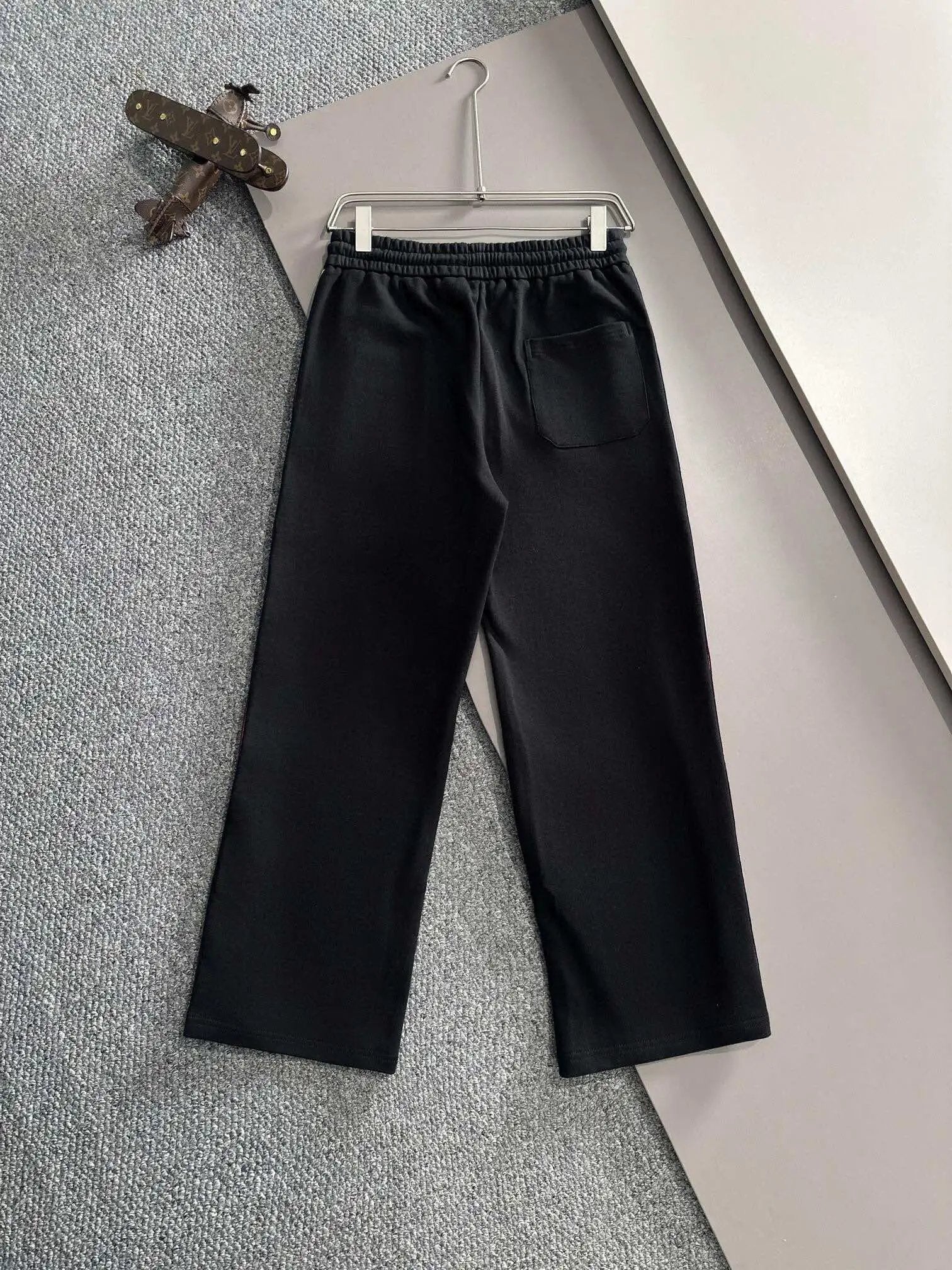 Gucci Sweatpants Double G Embroidered Ribbon Patchwork Straight-Leg Sweatpants Sports Pants Autumn Unisex Long Pants Drawstring Winter Loose Plus Size Casual Pants High Waist Color Block