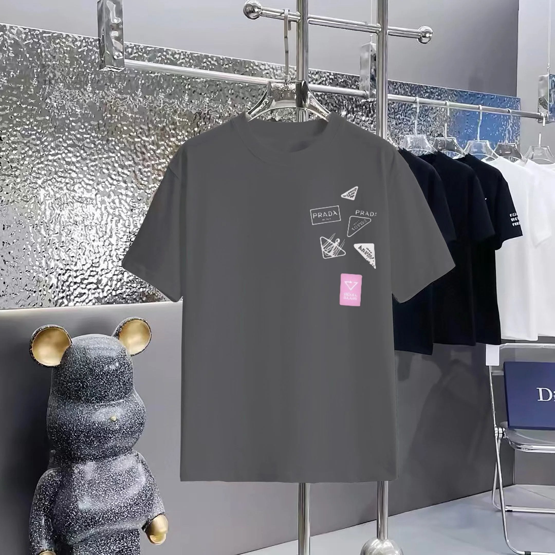 PRADA T-shirt Square Pattern Print on the Chest logo round Neck Short Sleeve25ss New Pure Cotton Unisex Style T Casual T-Shirt Base Layer Shirt OS Loose Fit Half Sleeve Top Plus Size