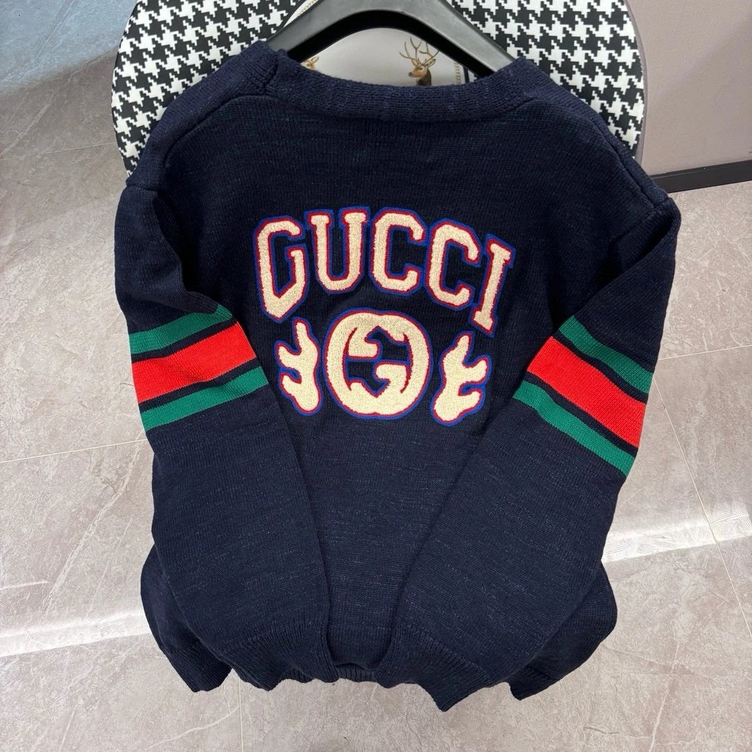 Gucci Sweater Vintage Preppy Style Cable Knit Cardigan Sweater Coat Unisex Long Sleeve Soft Lazy Style OS Loose Fit Thickened Versatile Casual Wear for Both Inner and Outer Layering