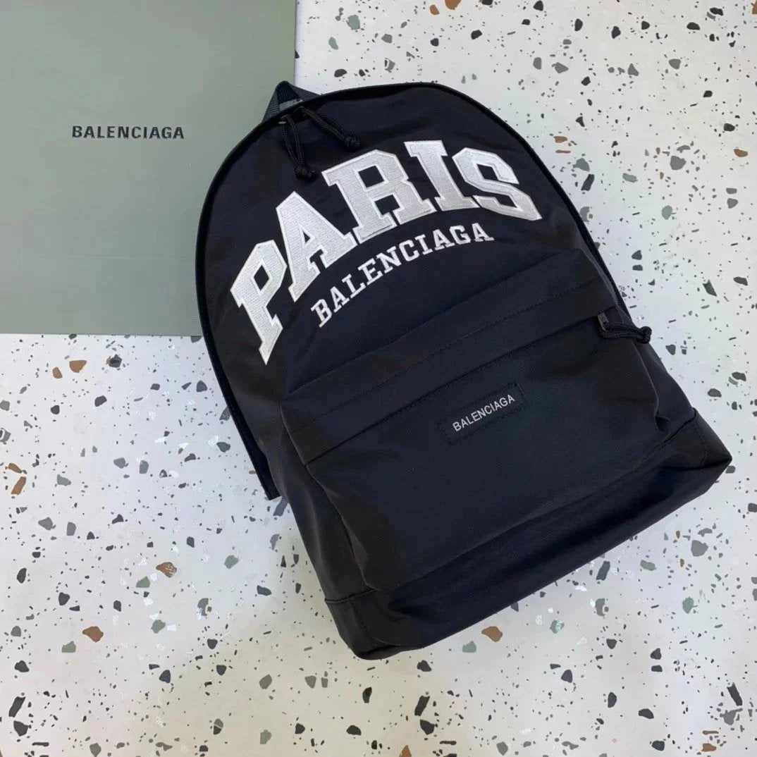 Balenciaga Bag Top version New Backpack Waterproof Cloth Leisure Backpack Men Backpack Women Backpack Sports Bag Travel Bag Men's and Women's Bags Luggage Bag Nylon Cloth Leisure Backpack School Bag