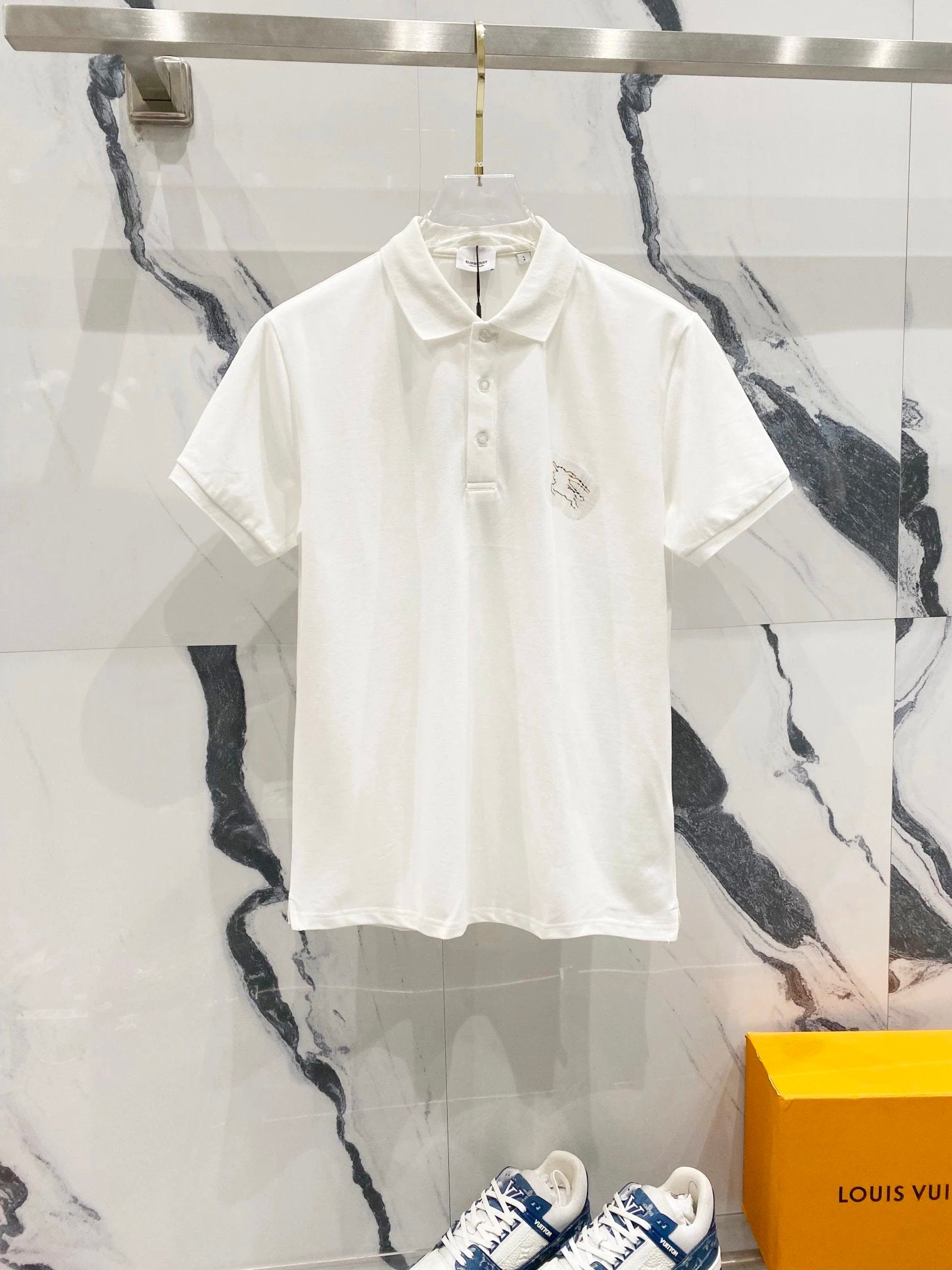Burberry T-shirt Classic Simple Plaid Hollow Out LOGO Small icon POLO Short Sleeve Shirt with Turn-down Collar for Men and Women, Summer Half Sleeve OS Loose T Business Casual Half Sleeve Shirt Plus Size T-Shirt