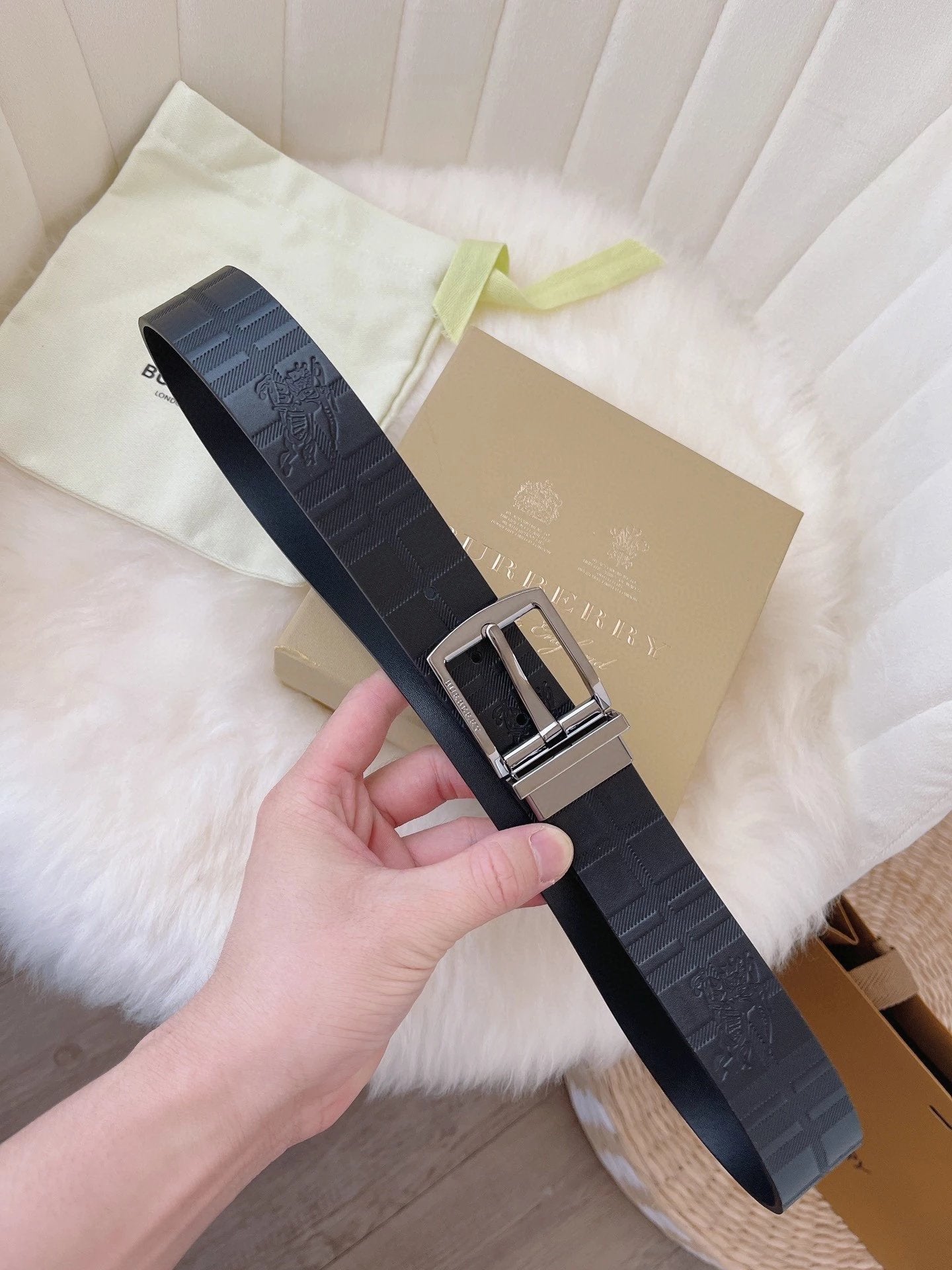 Burberry Belt Top version 【Original Custom】Original New Men's Leather Belt Width3.5cm Double-Sided Imported First Layer Calfskin Full Grain Leather Genuine Goods Quality Original Letter Rotating Buckle Counter Full Set Gift Box Packaging B Home Belt