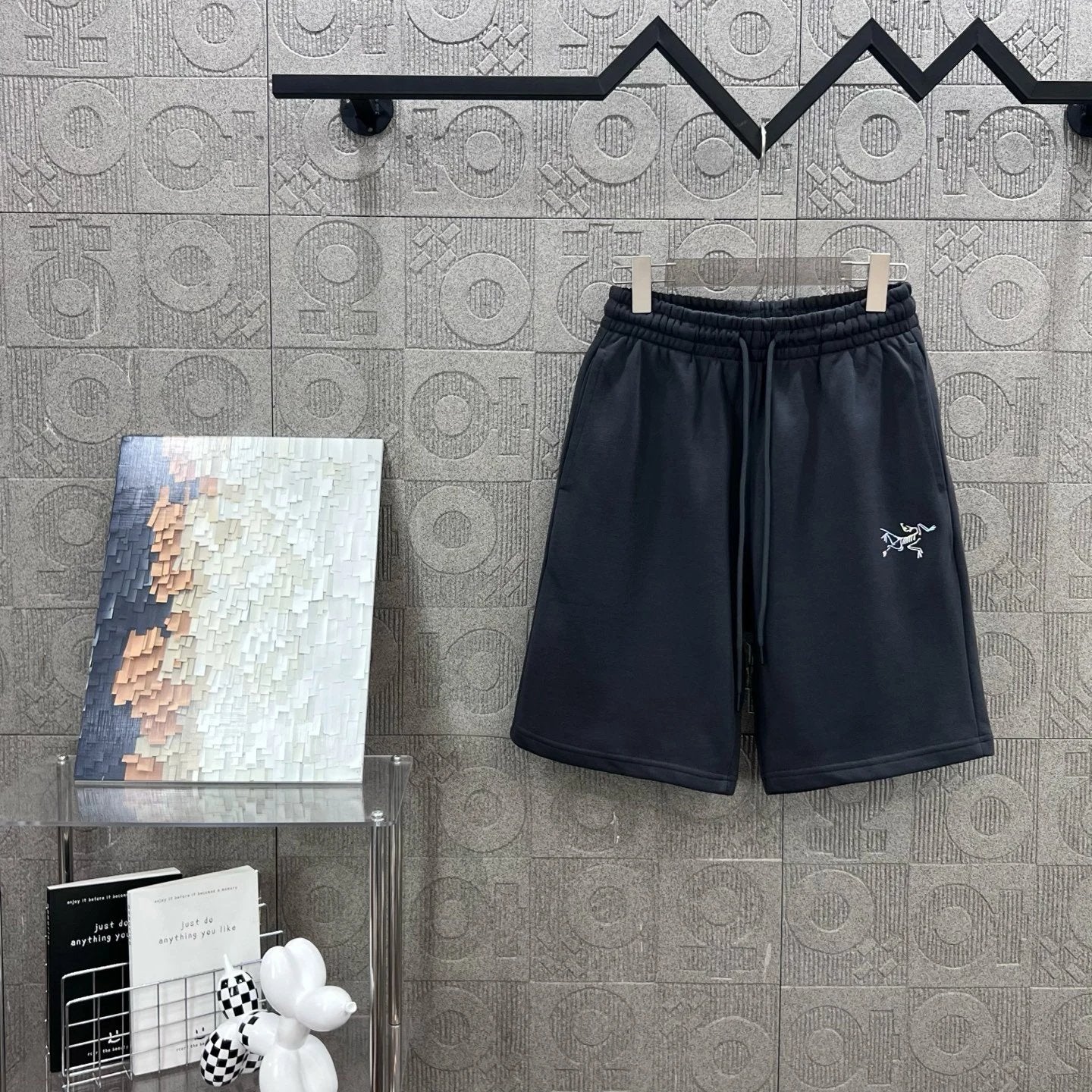 Arc'teryx Shorts Front Body Bird Skeleton Print logo Five-point Shorts25ss New Drawstring Casual5Two-Piece Casual Sweatpants Summer Pants Unisex Pure Cotton Sweatpants