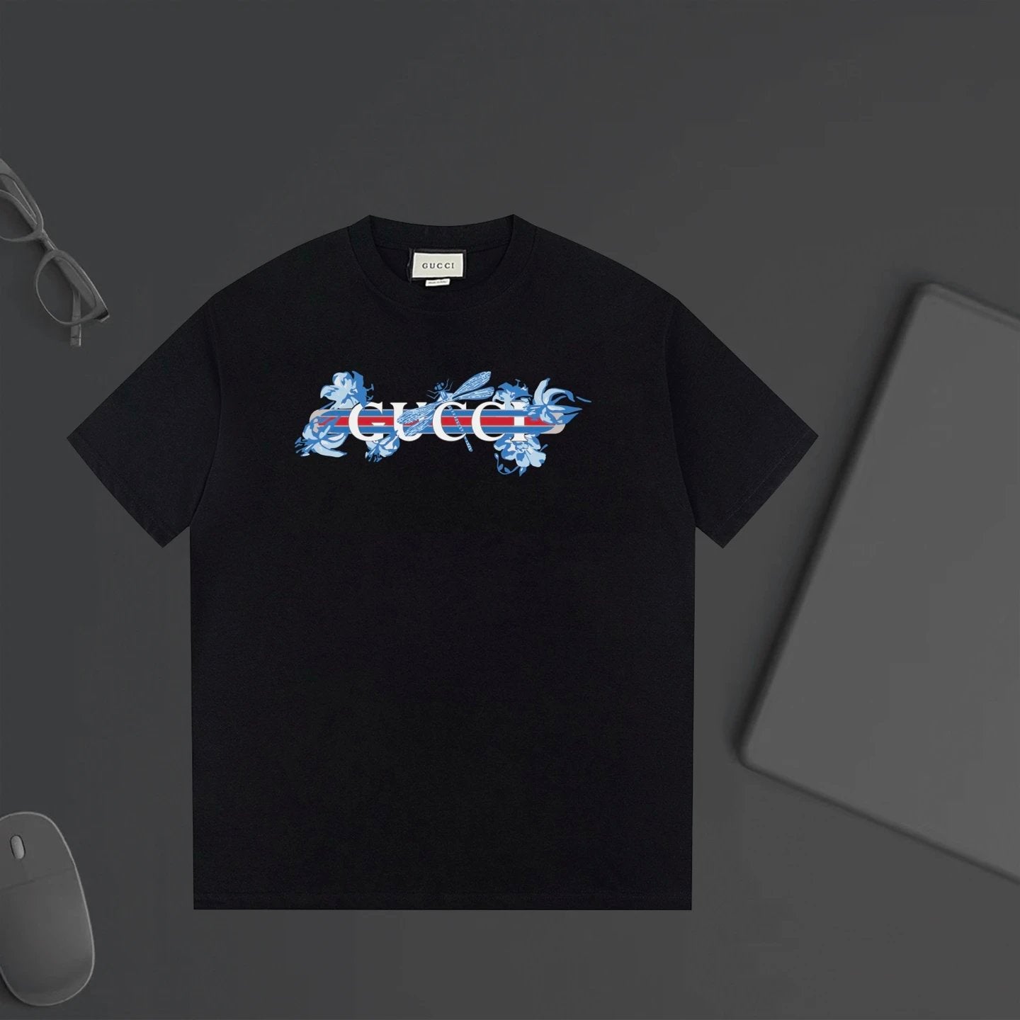 Gucci T-shirt Letter Dragonfly Print on the Chest logo round Neck Short Sleeve25ss New pure cotton T Unisex T-Shirt OS Loose Fit Base Shirt Top Half Sleeve T-Shirt