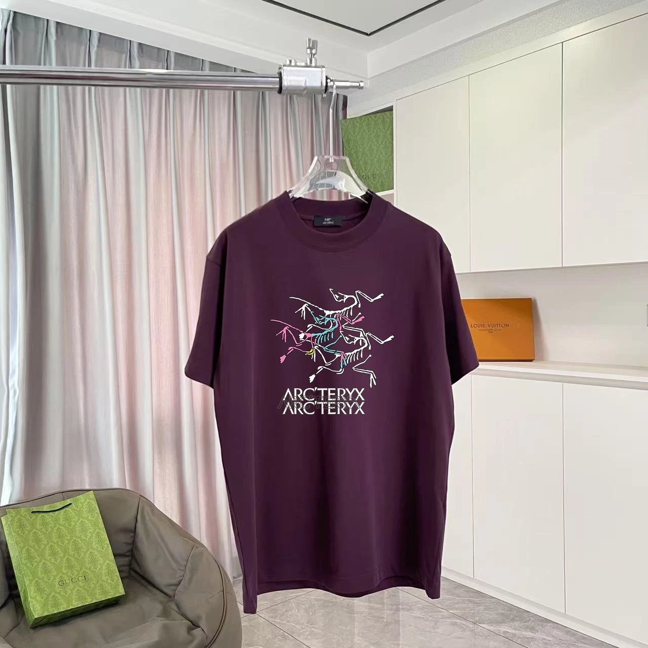 Arc'teryx T-shirt Three Birds Pattern Print on the Chest logo round Neck Short Sleeve25ss New Pure Cotton Unisex Style T T-shirt OS Loose Fit Base Shirt Top Half Sleeve T-Shirt