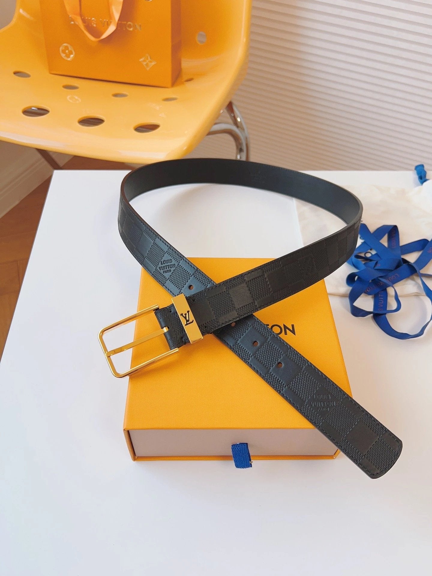 Louis Vuitton LV Belt Top version 【Counter Quality】The Most New Belt3.5cm Men's Belt Pin Buckle Men's Leather Belt with Classic Presbyopic Checkerboard Plaid Belt with Genuine Goods Packaging in and out of the Counter No Problem Versatile Casual Fashion F