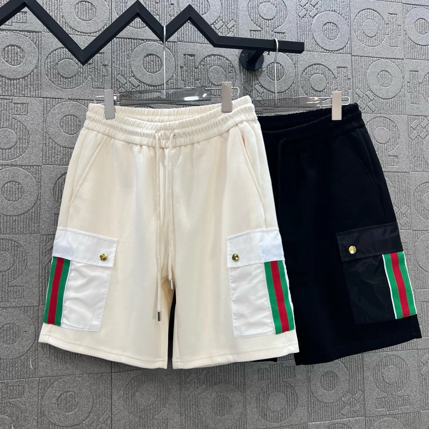 Gucci Shorts Front Pocket Red and Green Ribbon Embroidery logo Five-point Shorts25ss New Drawstring Casual Pants for Men and Women, Summer Style5Two-in-One Casual Sweatpants Pure Cotton Joggers