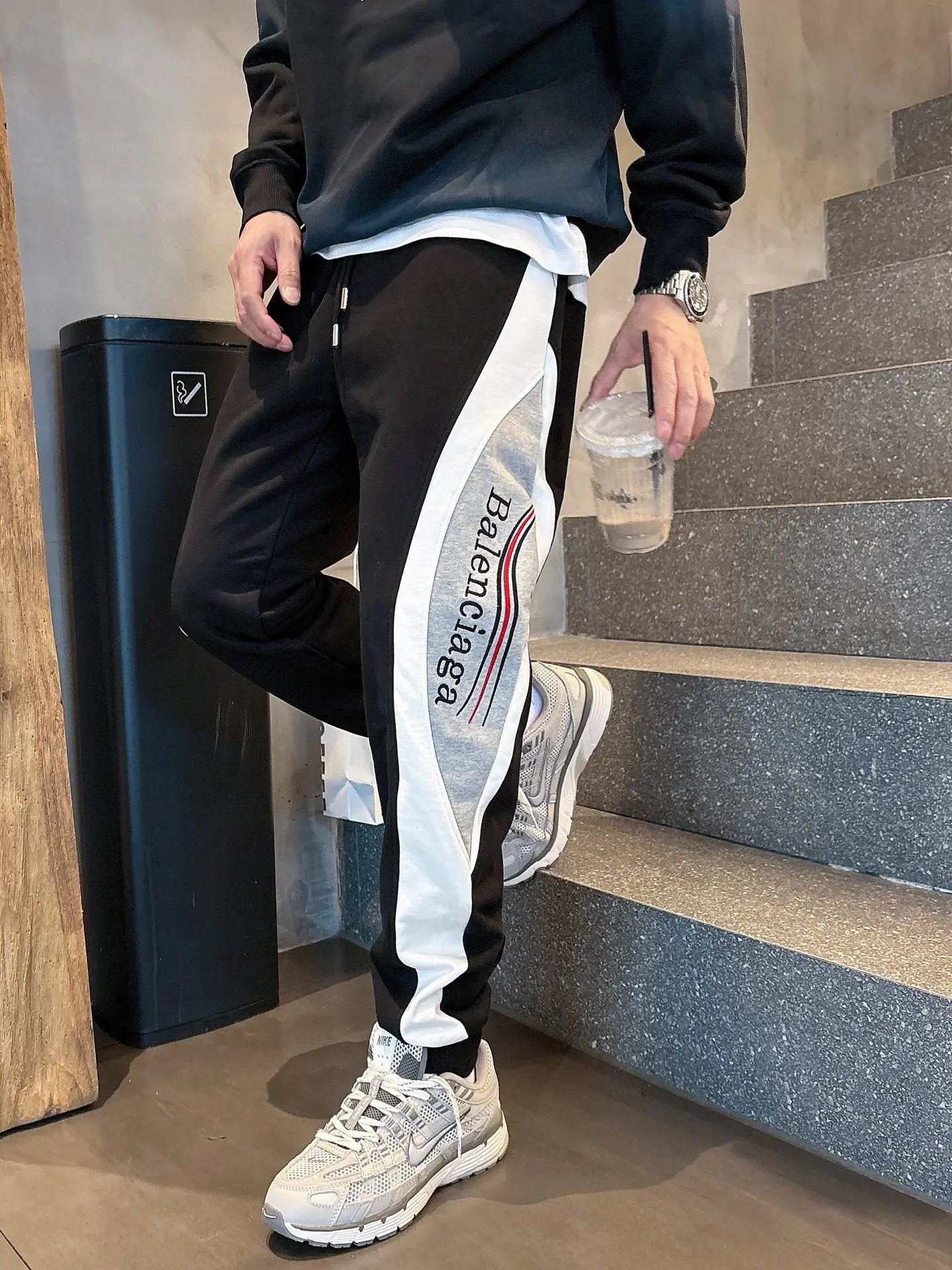 Balenciaga Sweatpants Side Patchwork Embroidery Cola Wave Letters logo Drawstring Jogger Sweatpants for Men and Women, Autumn and Winter Loose Fit, High Waist, Color Block, Plus Size, Casual Pants
