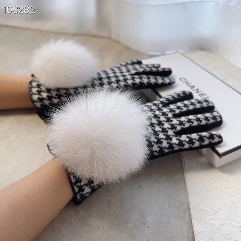 Chanel Gloves Home High Quality Xianger Counter New Wool Gloves,Fashion Gloves,Autumn and Winter Warm Velvet Lining,Super Comfortable and Soft、All-Matching!Average Size