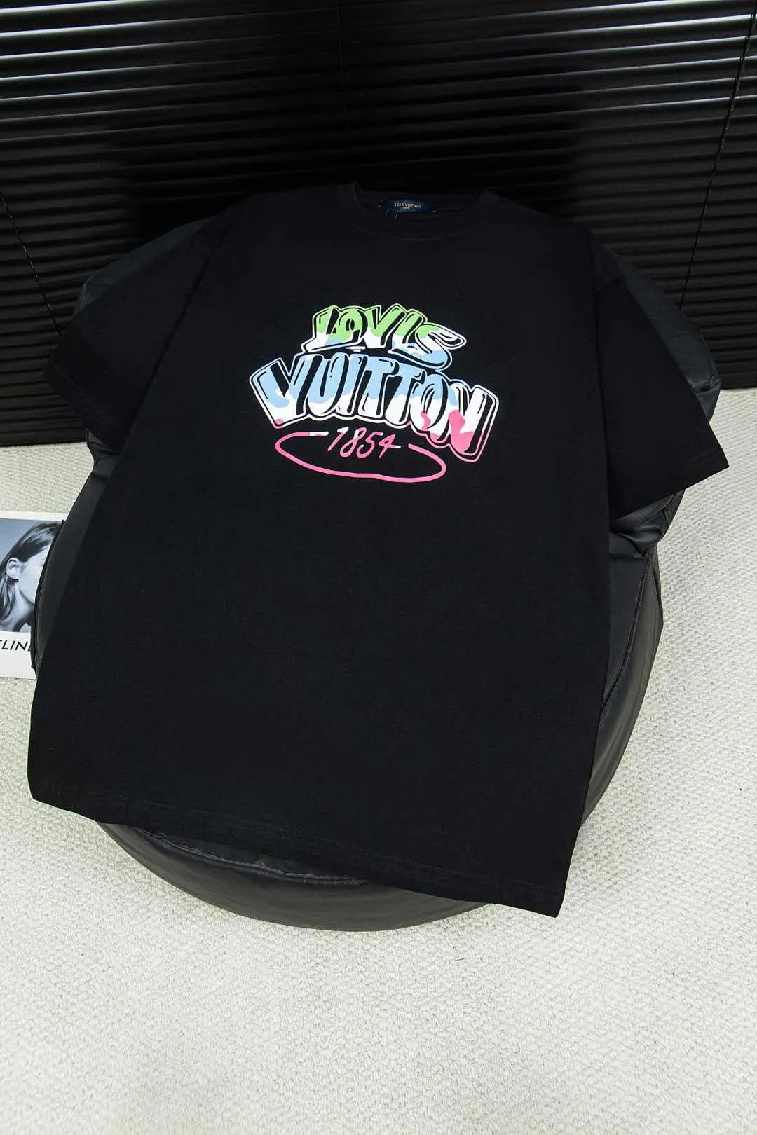 Louis Vuitton LV T-shirt Colorful Letter Print on the Chest logo round Neck Short Sleeve25ss New Pure Cotton Unisex Style T Casual T-Shirt Base Layer Shirt OS Loose Fit Half Sleeve Top Plus Size