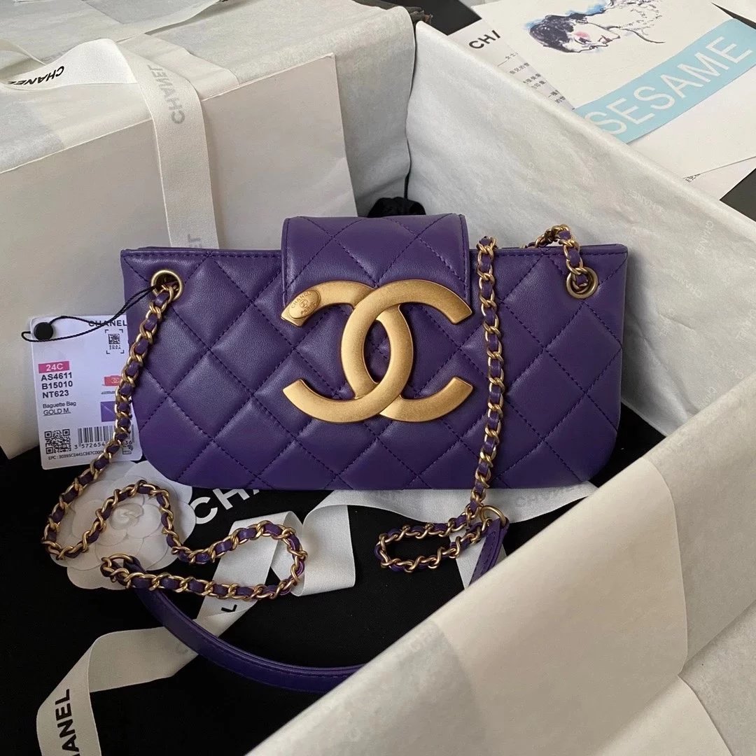 Chanel Women's Bag Top version Fried Street Bag Small New24C Retro Large logo French Stick Foreskin Wear Chain Diamond Plaid Interpretation of Classic Elements24c New Oversized Pair C Large logo Baguette Bag Women's Shoulder Messenger Bag As 4611