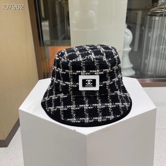 Chanel Hat New Wide Brim High-Grade Wind Bucket Hat,Sun-Proof and Super Easy to Match,Appearance of Street Orders