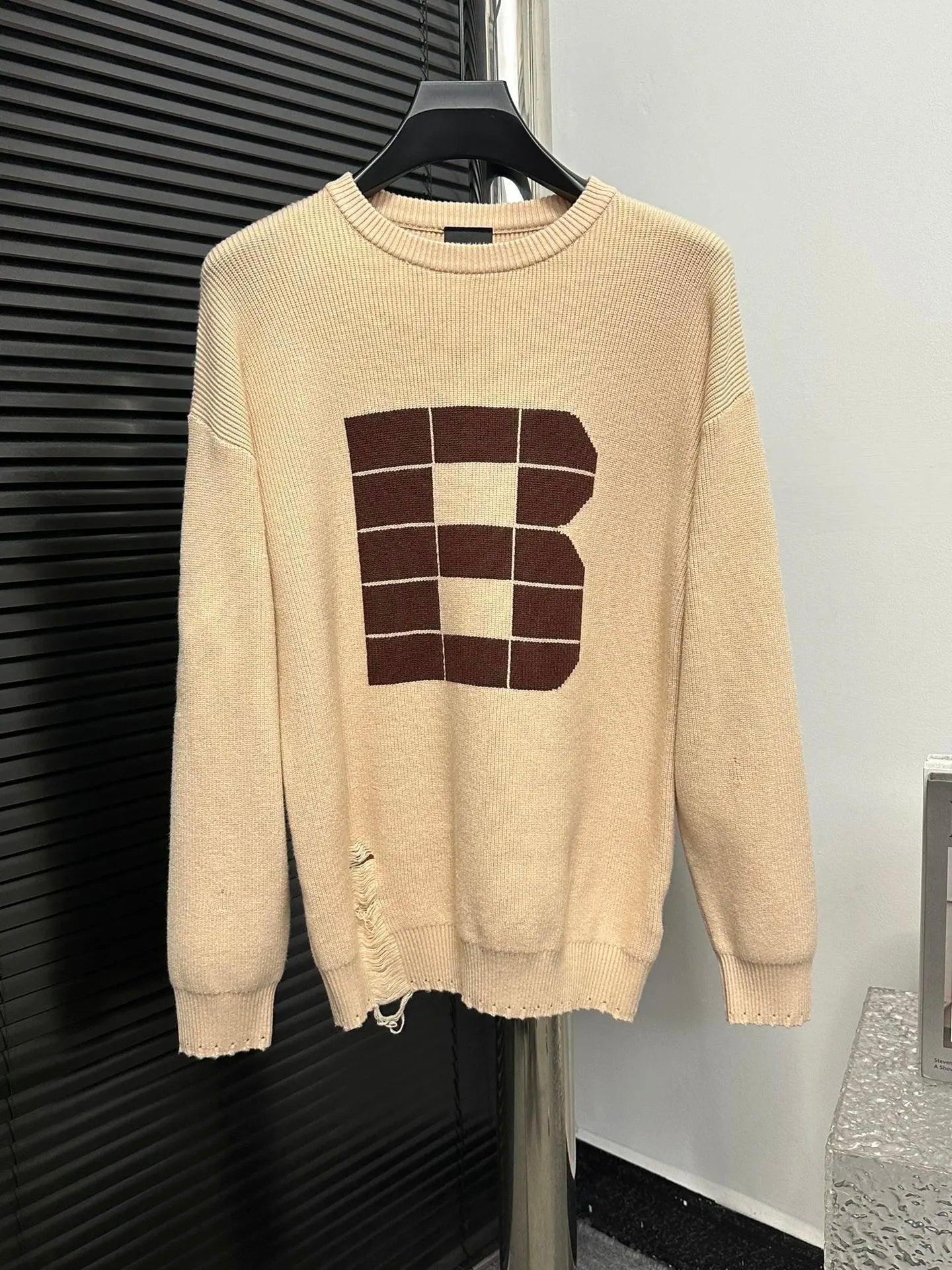 Balenciaga Sweater Large chest B Classic Jacquard Hollow Knit Sweater Unisex Coat