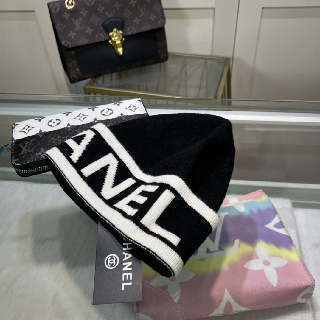 Chanel Hat Casual Knitted Hat High Quality Fashion Fashion Brand Classic Letters Popular Knitted Hat!