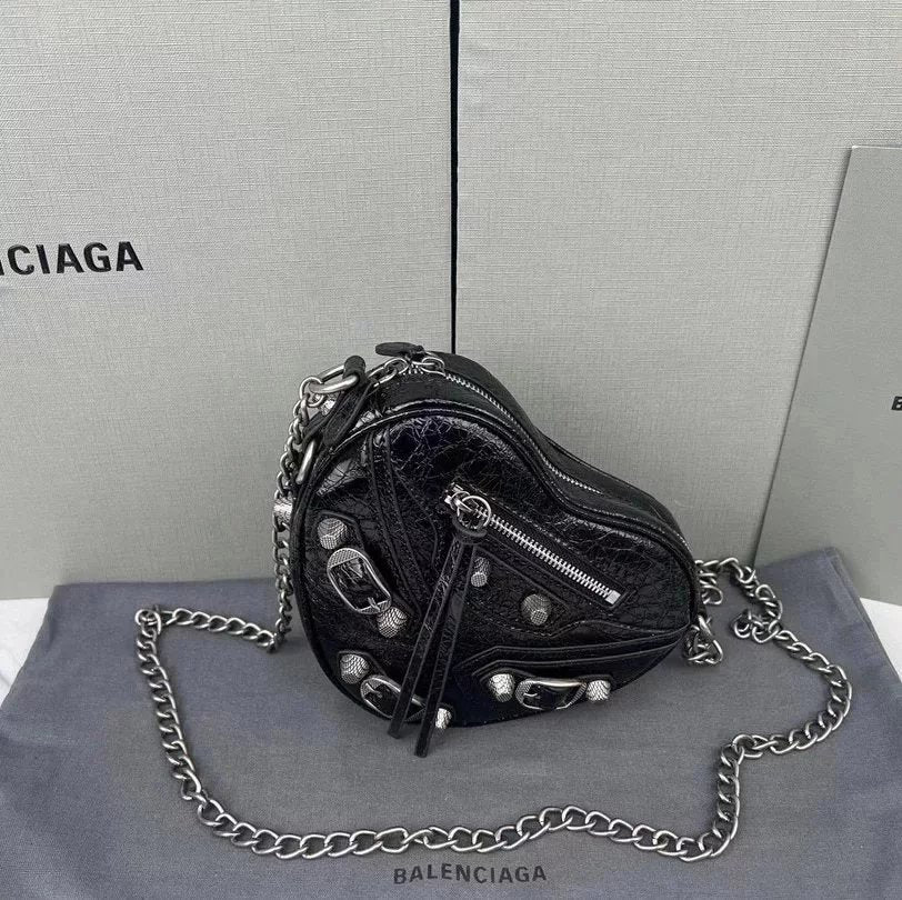 Balenciaga Bag Top version gαArenaLeCagoIe Rivet Heart Bag Motorcycle Bag Sheepskin Shoulder Crossbody Chain Bag Coin Purse Lipstick Pack Paris New Heart Bag