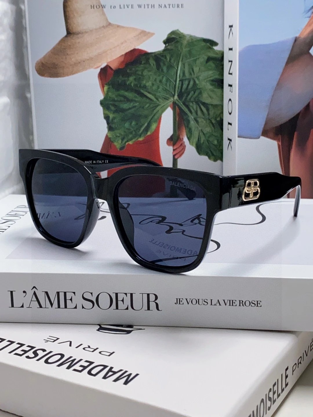 Balenciaga Sunglasses Large B Letter Temple Sunglasses Slimming Non-Prescription Unisex Couple Style Driving Beach Fishing UV Protection25ss New Sports Casual Versatile