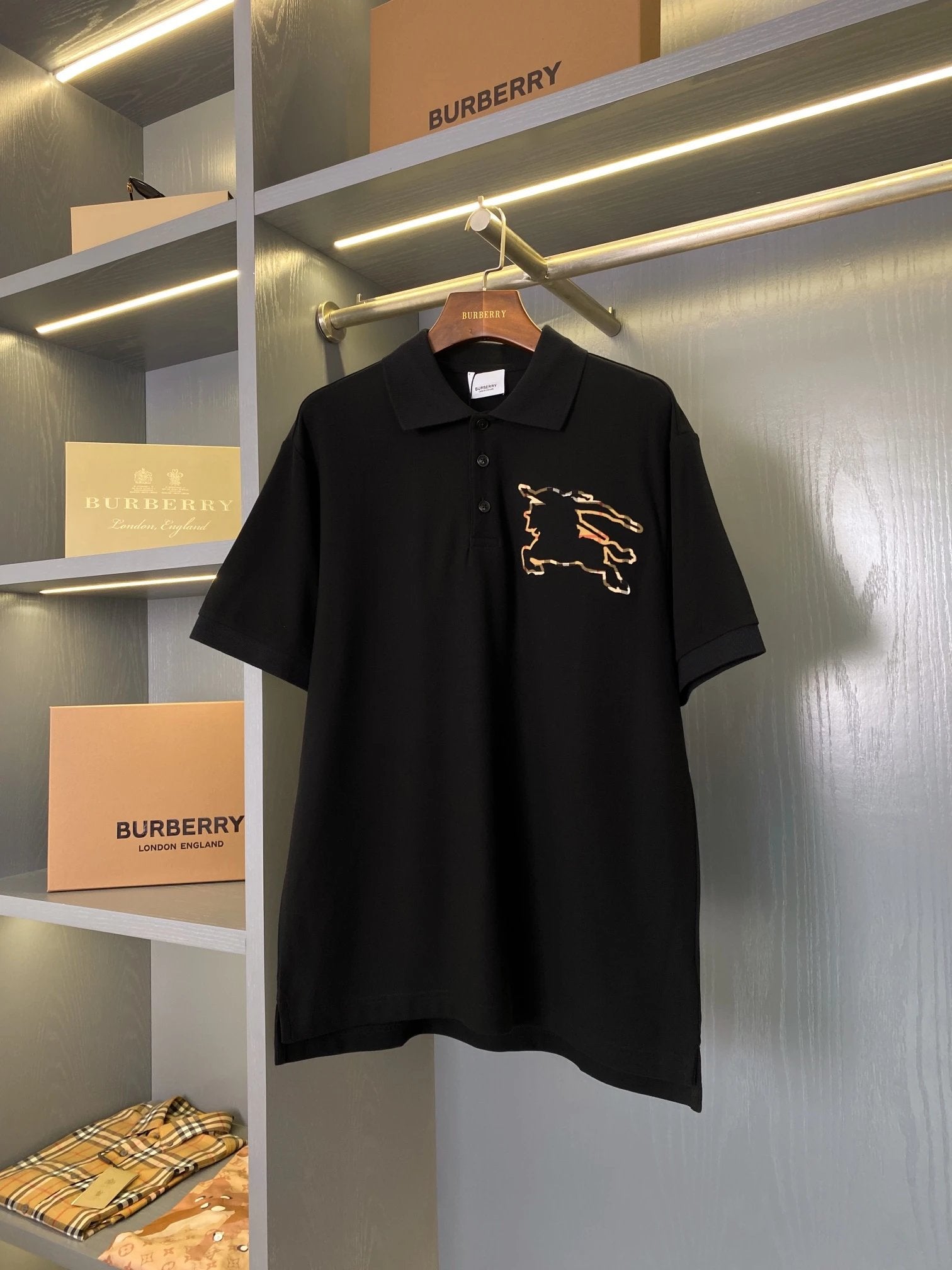 Burberry T-shirt Chest Plaid Equestrian Knight Emblem logoPOLO Shirt Lapel Short Sleeve25ss New Unisex Summer Short Sleeve OS Loose T Business Half Sleeve Shirt Plus Size T-Shirt