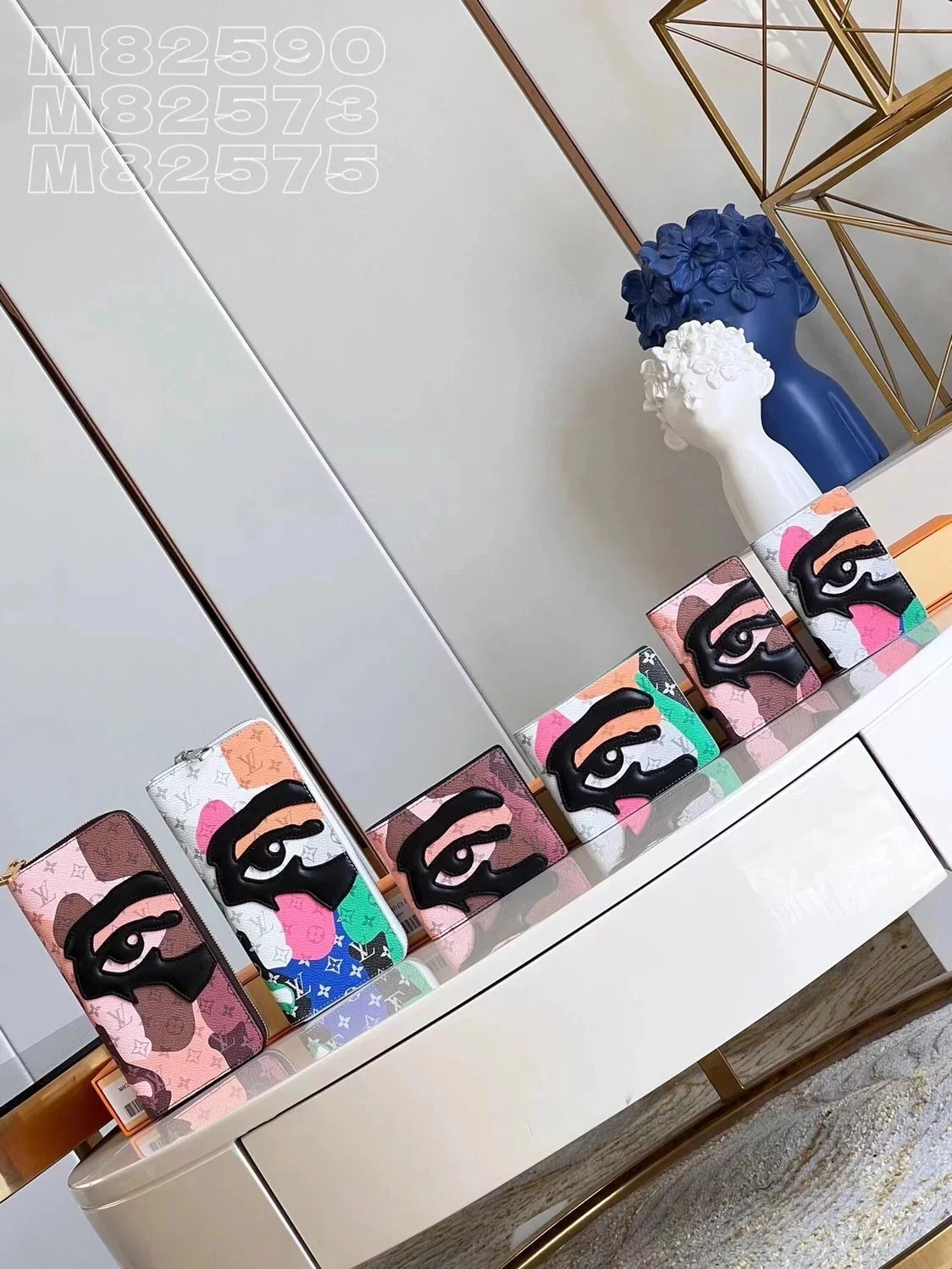 Louis Vuitton LV Wallets/Clutches Top version 【**Version】Faces Theme Series Wallet Wallet Card Holder Monogram Cowhide Zipper Wallet Men's and Women's Same Wallet Card Holder