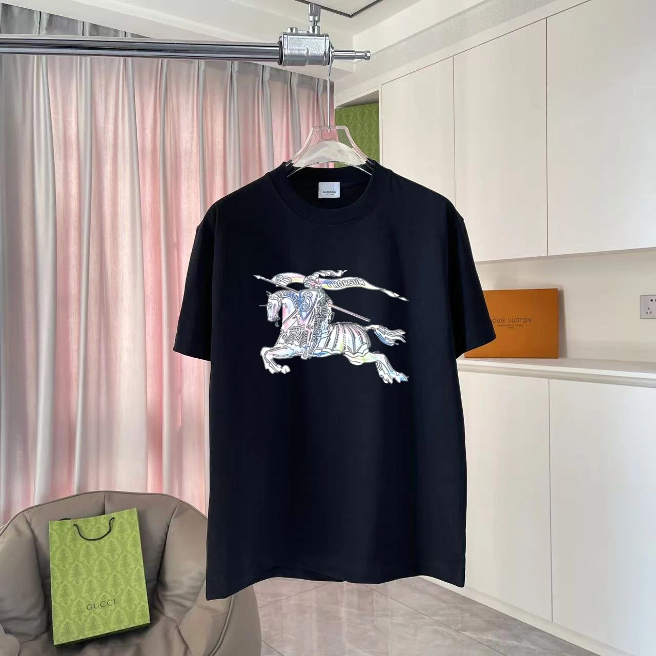 Burberry T-shirt Chest Print logo round Neck Short Sleeve25ss New Pure Cotton Unisex Style T T-shirt OS Loose Fit Base Shirt Short Sleeve T-Shirt Top