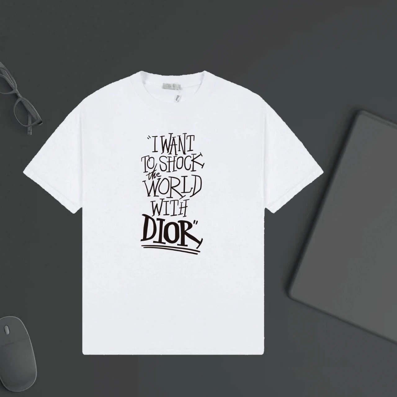 Dior T-shirt English Print on the Chest logo round Neck Short Sleeve25ss New pure cotton T Unisex T-Shirt OS Loose Fit Base Shirt Top Half Sleeve T-Shirt