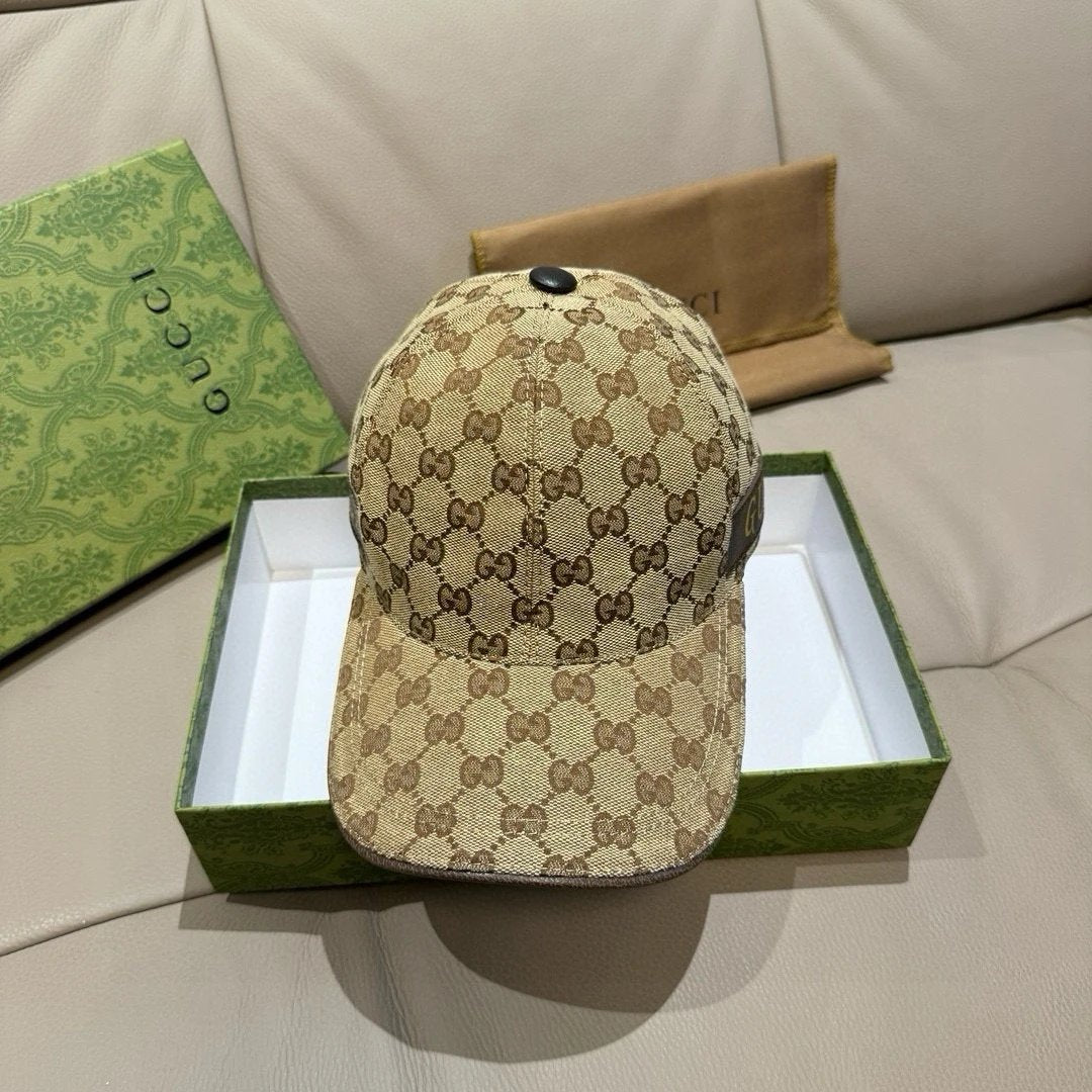 Gucci Hat Gold Foil Letter Ribbon logo Baseball Cap Sunshade Sun Protection Duckbill Cap Slimming Face Curved Brim Versatile Large Head Circumference Sports Hat Unisex Couple Style