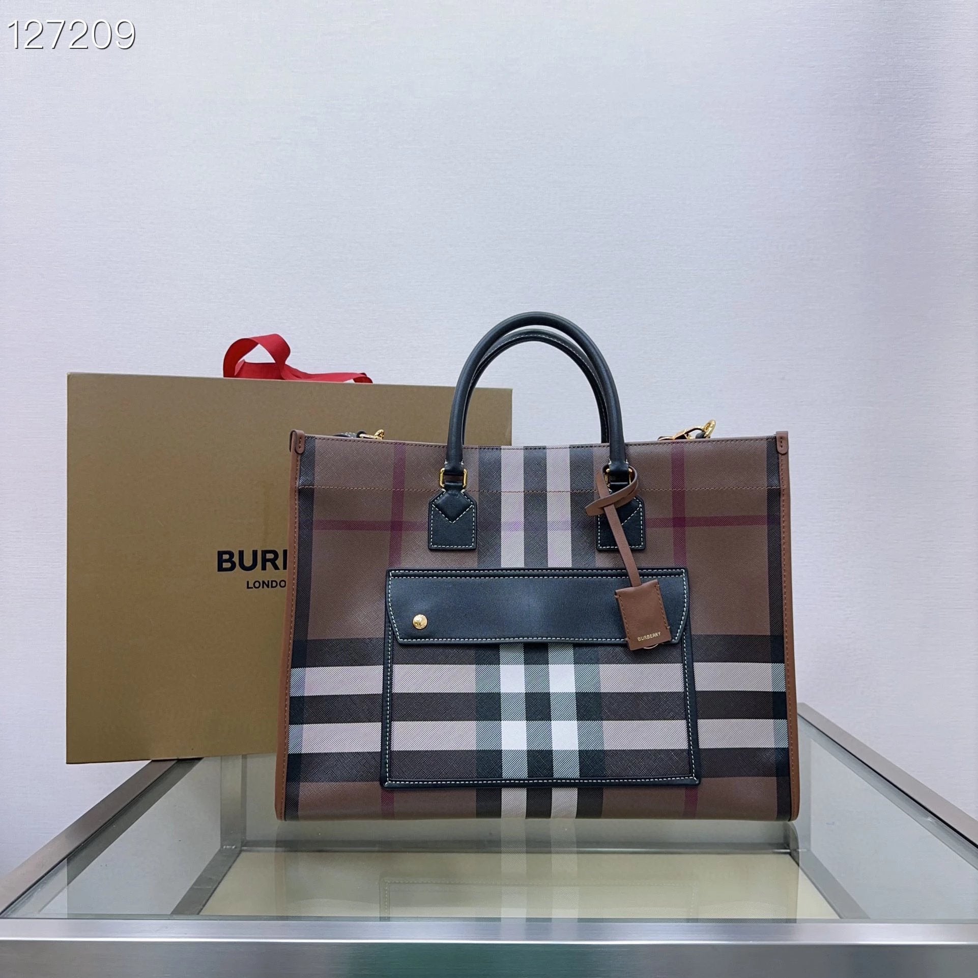 Burberry Women's Bag Top version 【Surrogate Shopping Grade Original Leather】Latest Mini Birch Brown Plaid Freya Tote Bag Large mini Tote Bag College Style Shoulder Women's Crossbody Handbag