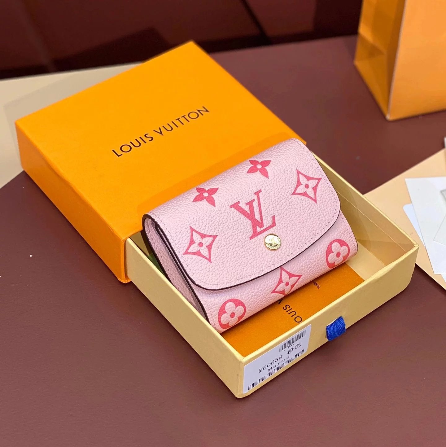 Louis Vuitton LV Wallets/Clutches Top version 【Original Leather】24New Printed Cowhide 70% off Short Style Wallet Short Wallet Small Wallet Flip Long Tri-Fold Wallet Women's Wallet Men's Wallet Multiple Card Slots Wallet Card Holder Handbag M60699M60688